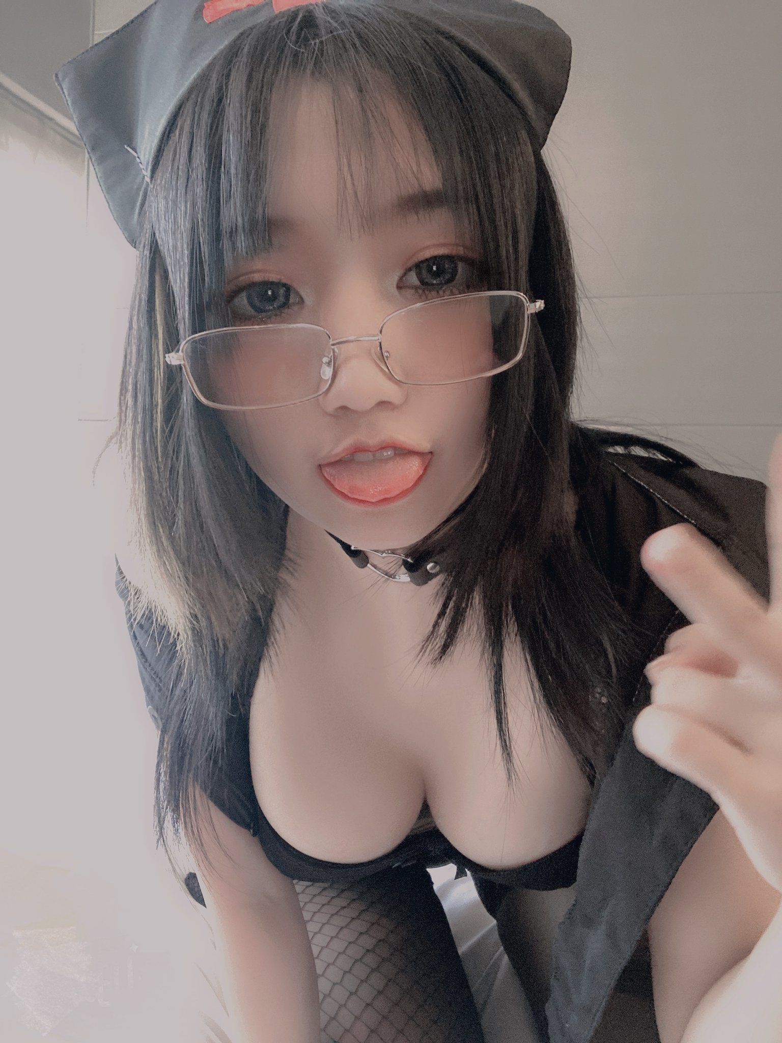动漫博主柒柒要乖哦 - 微密圈