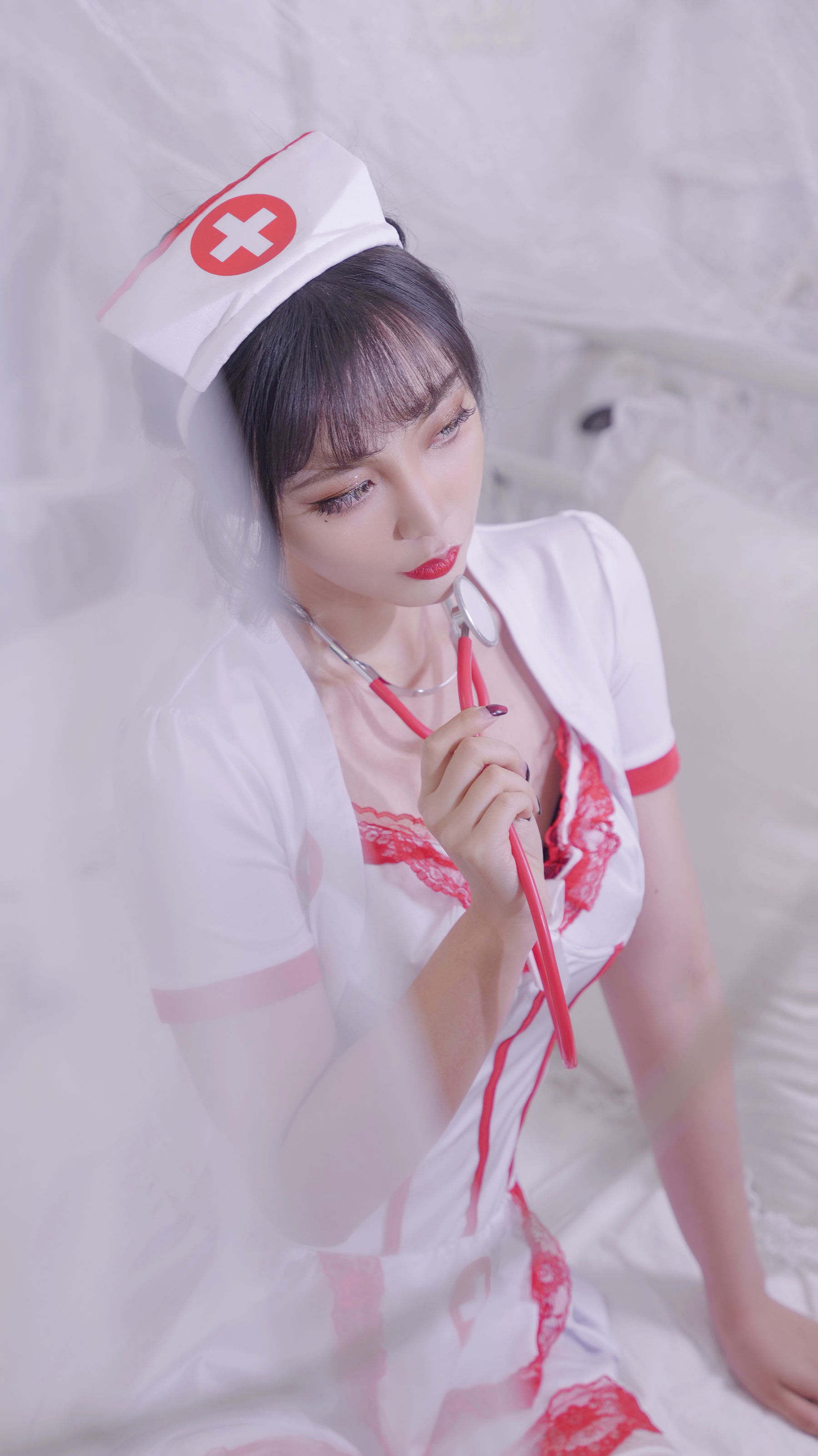 小须须 - 护士