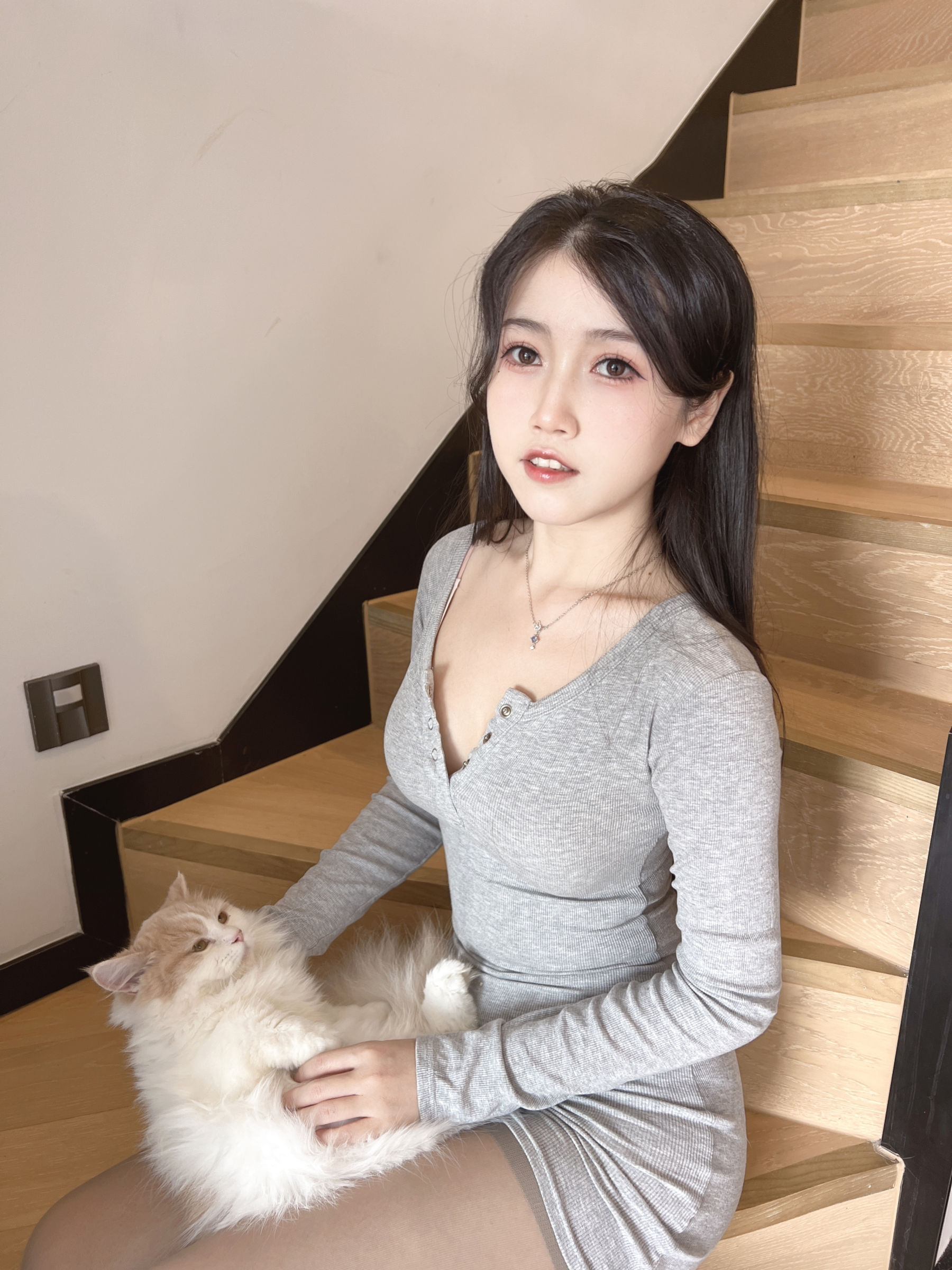 微博人气Coser不呆猫 - 居家猫猫女友