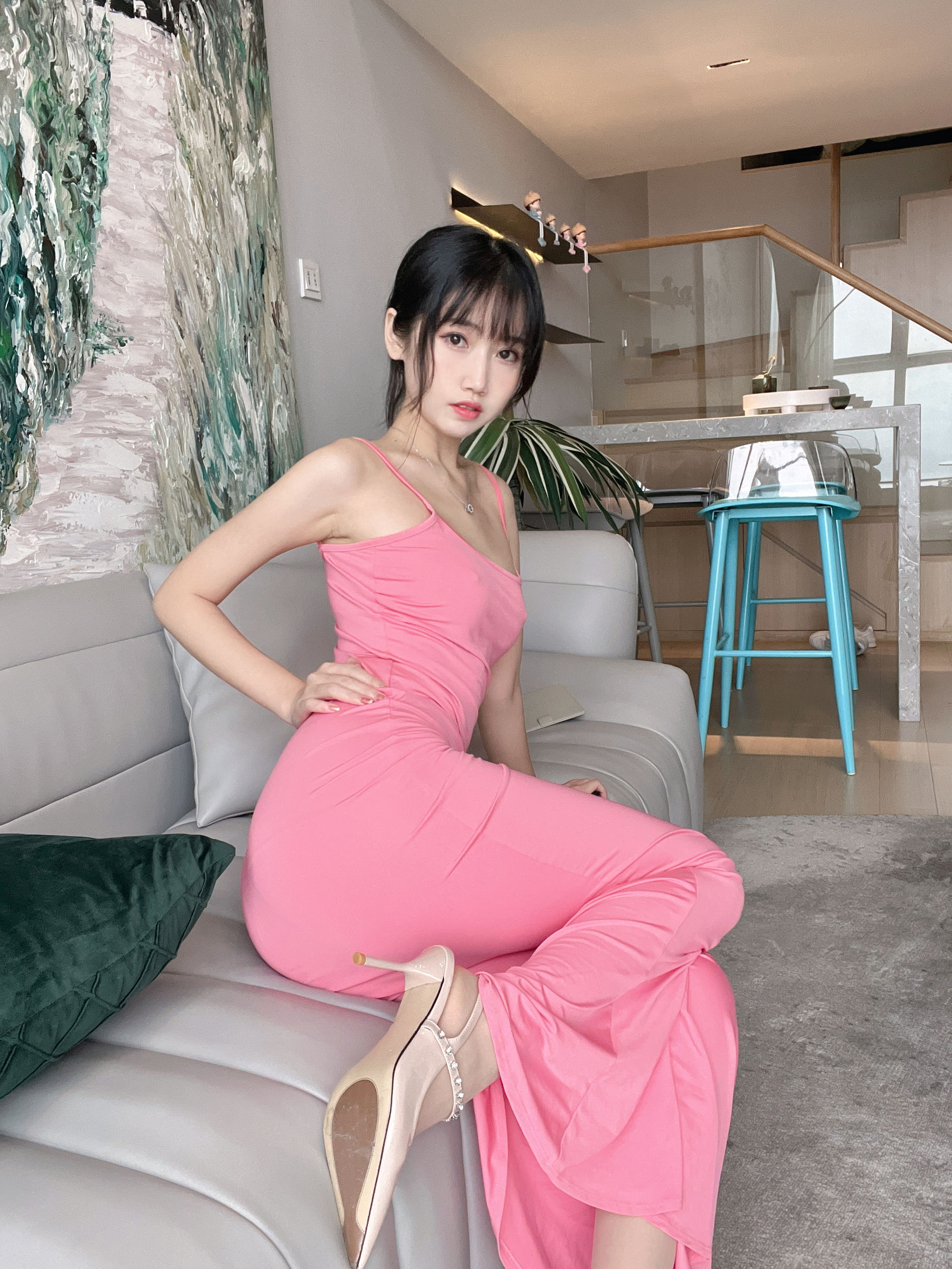 微博人气Coser不呆猫 - 浴室粉色激凸人妻