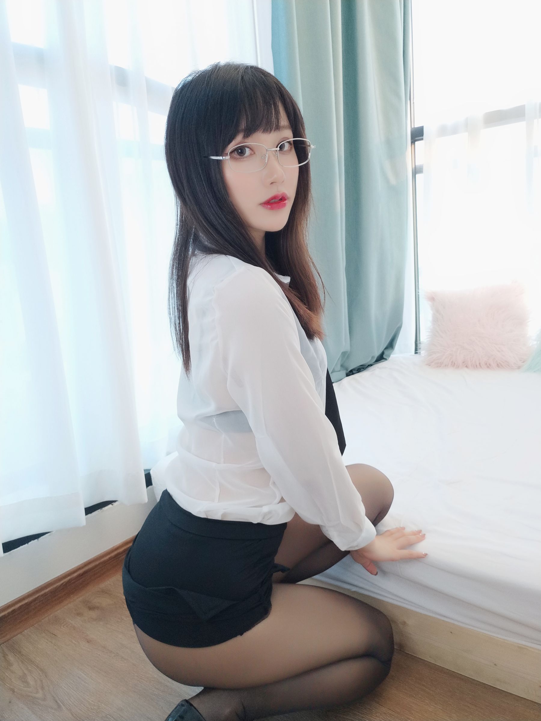 木之本果 - 秘書さんは退勤後です