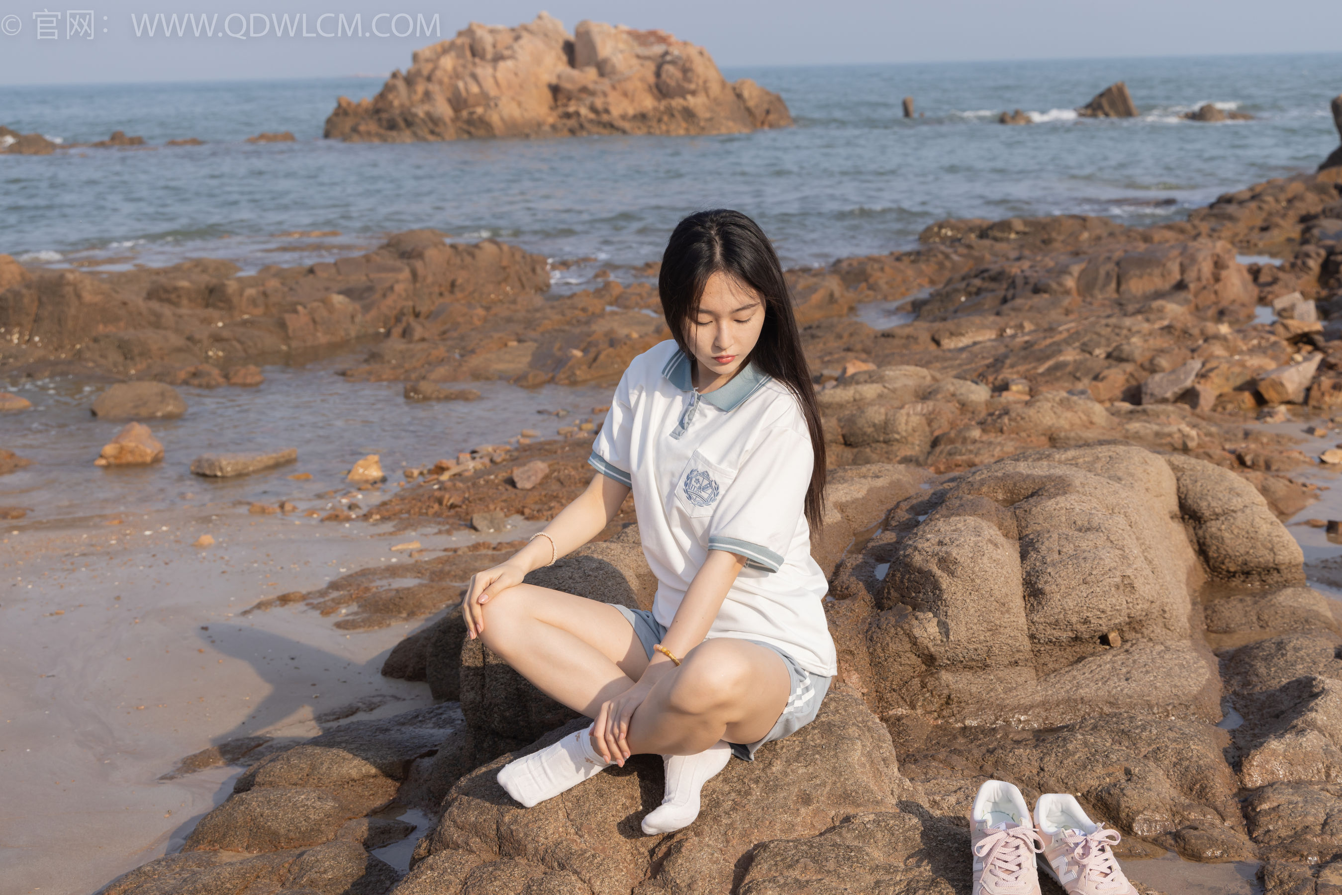 物恋传媒 No.1567 美兔-海边的风