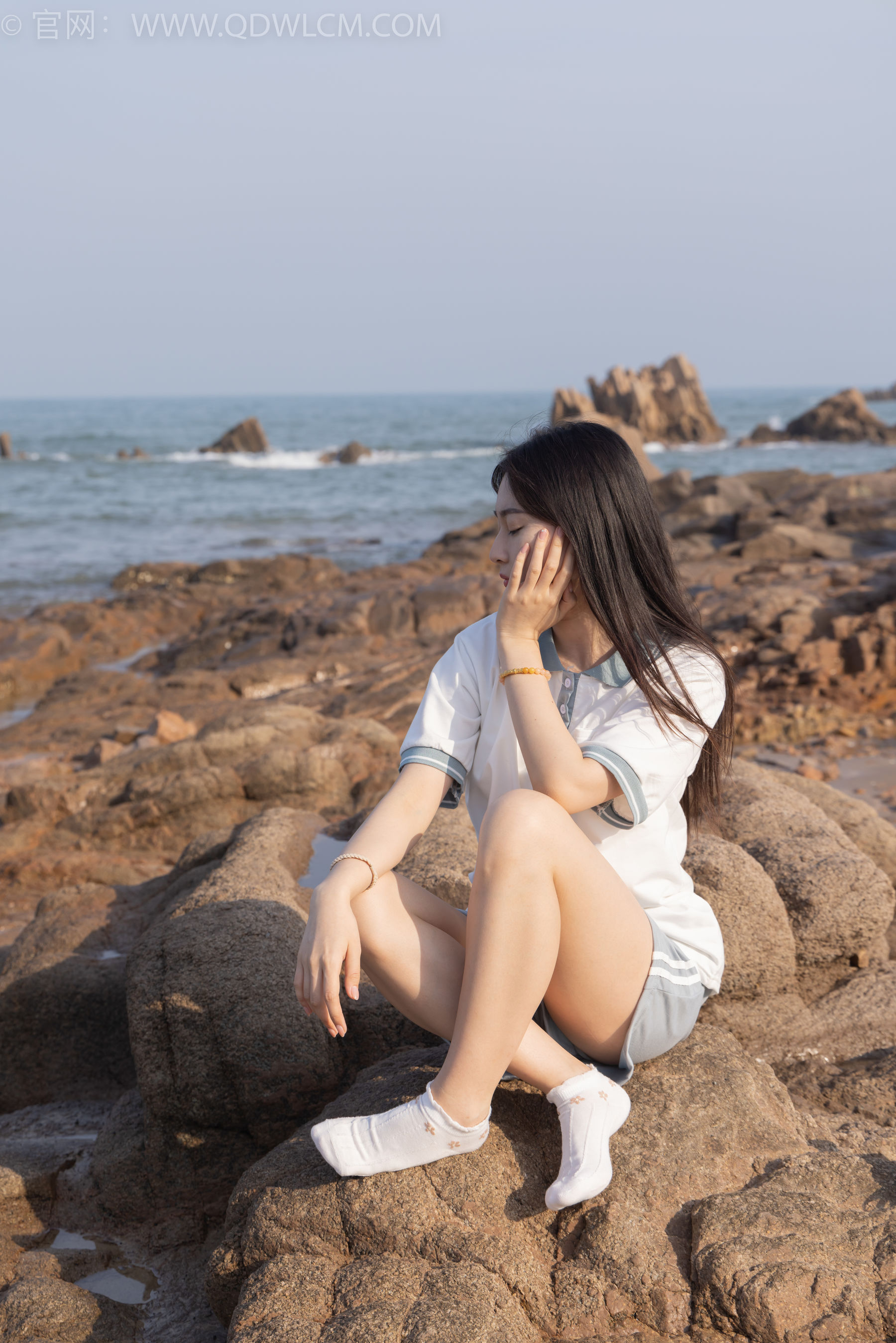 物恋传媒 No.1567 美兔-海边的风