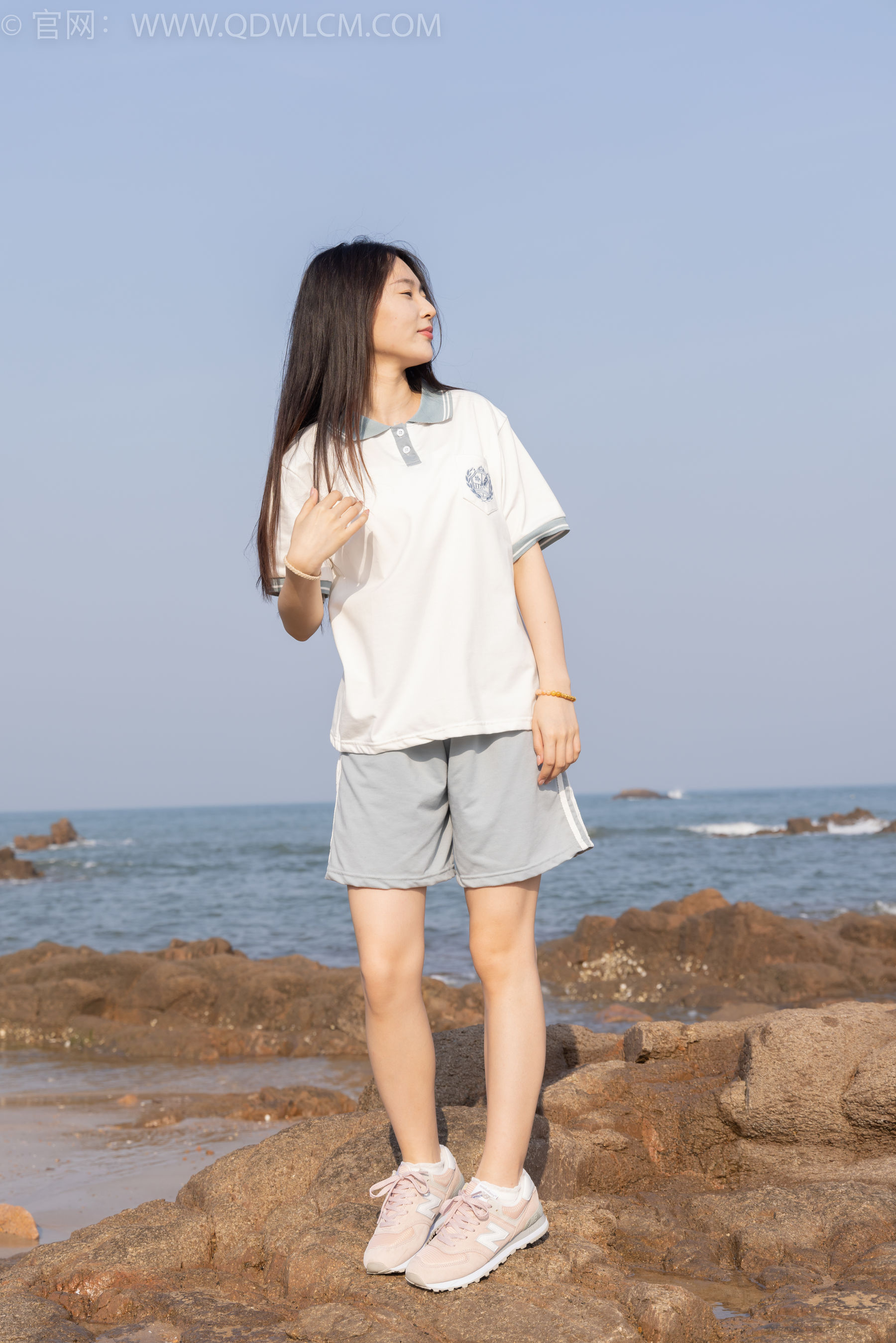 物恋传媒 No.1567 美兔-海边的风