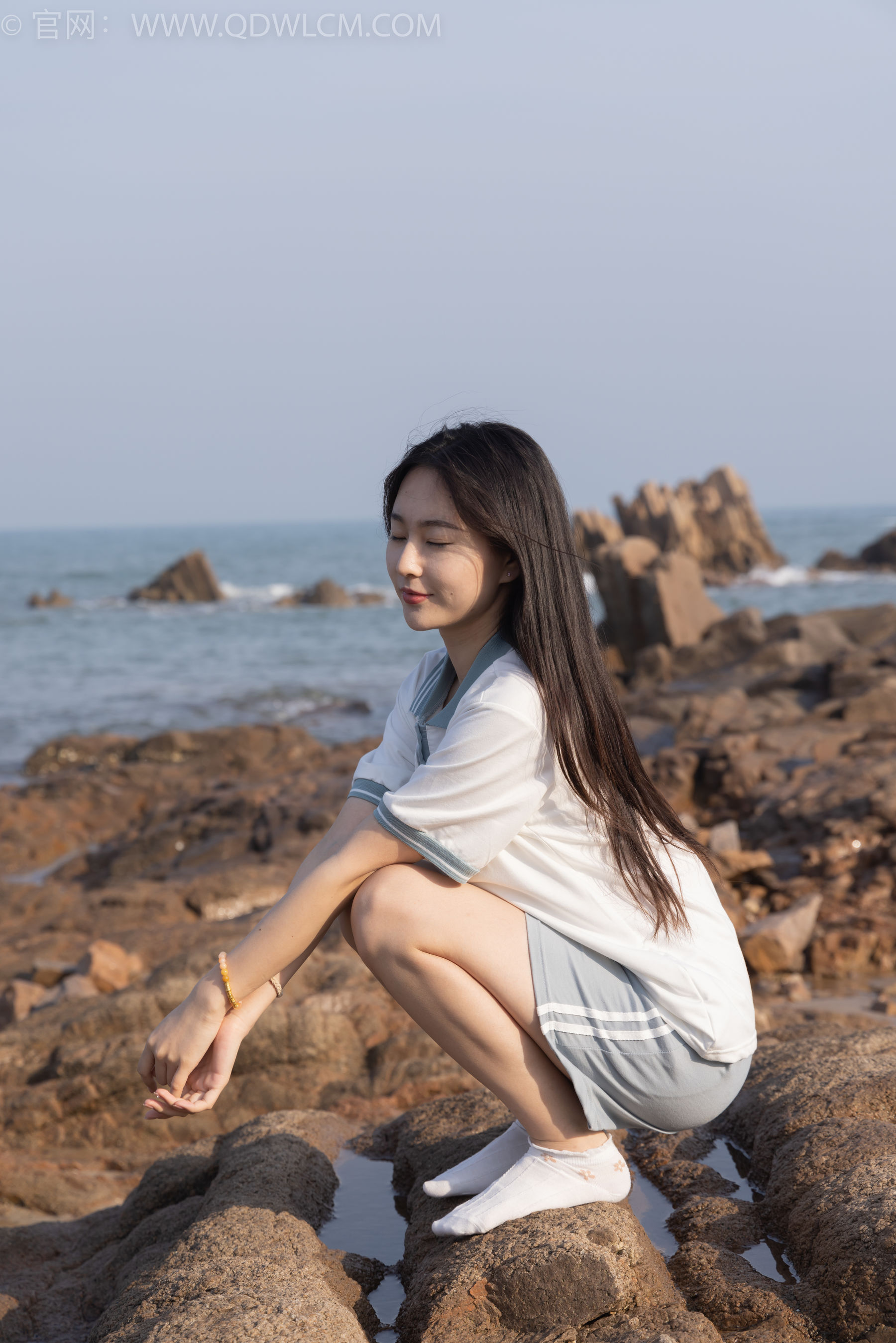 物恋传媒 No.1567 美兔-海边的风