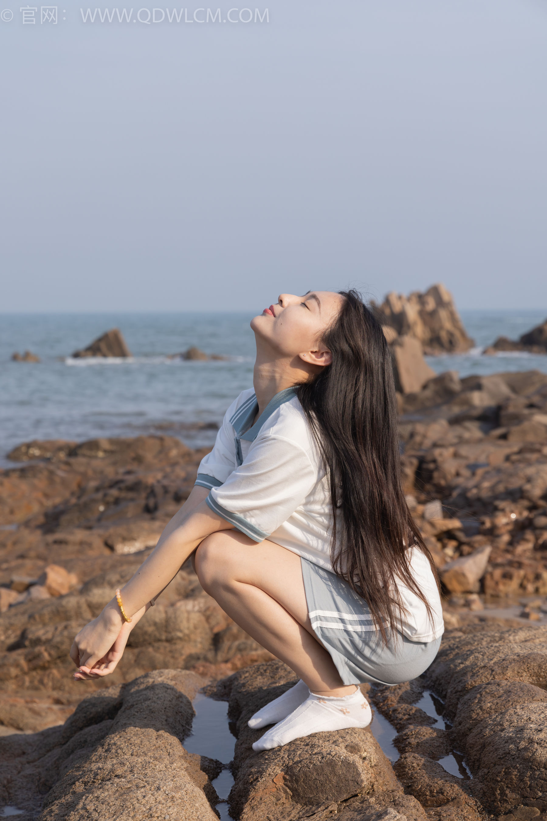 物恋传媒 No.1567 美兔-海边的风