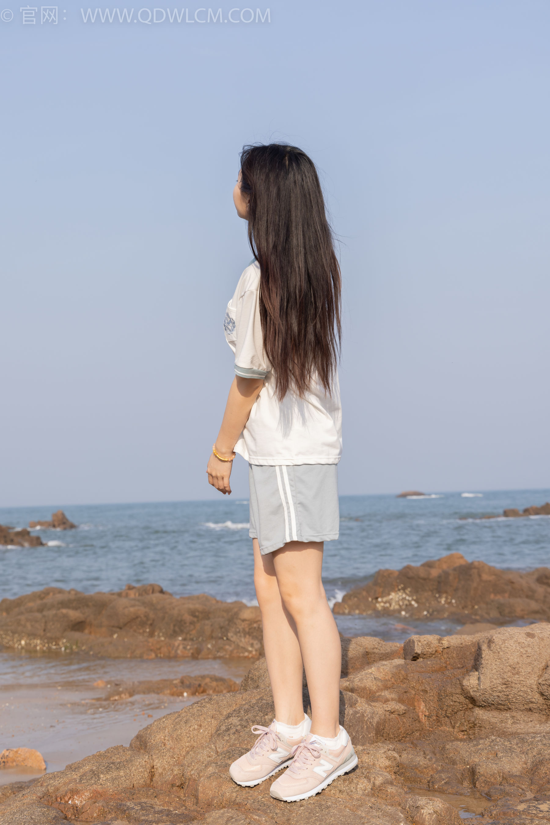 物恋传媒 No.1567 美兔-海边的风