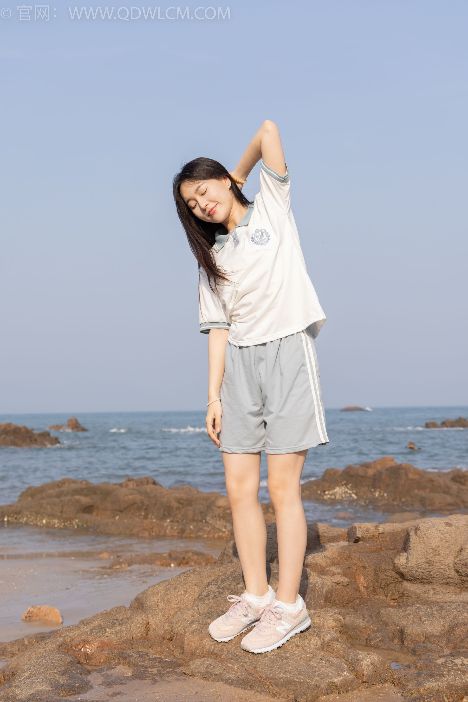 物恋传媒 No.1567 美兔-海边的风