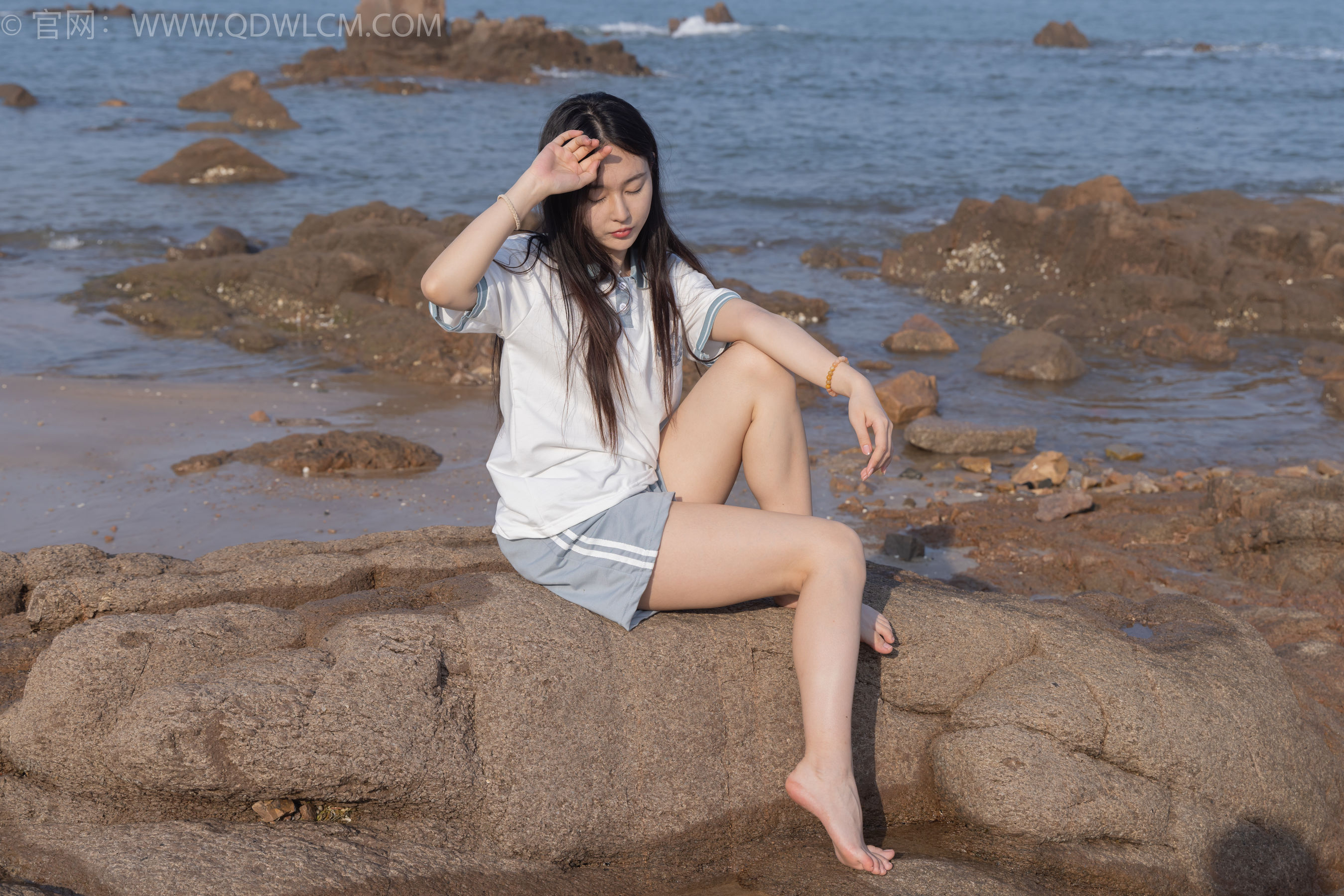 物恋传媒 No.1567 美兔-海边的风