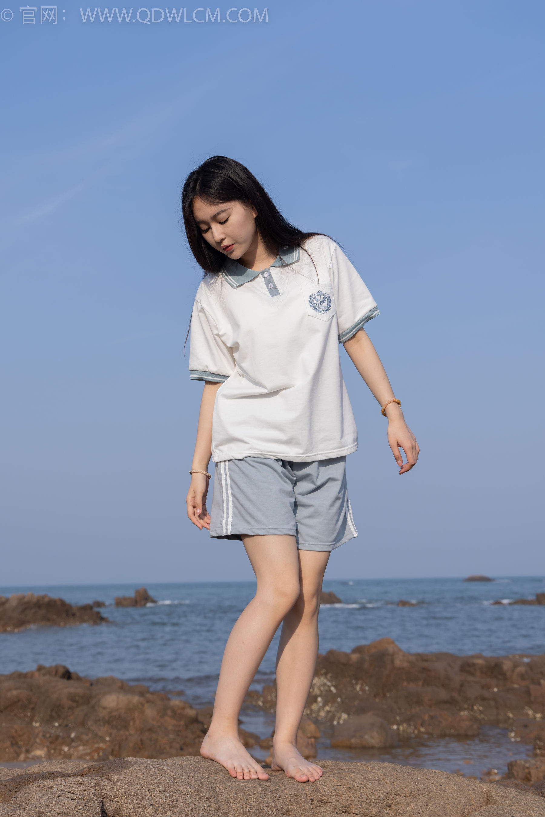 物恋传媒 No.1567 美兔-海边的风