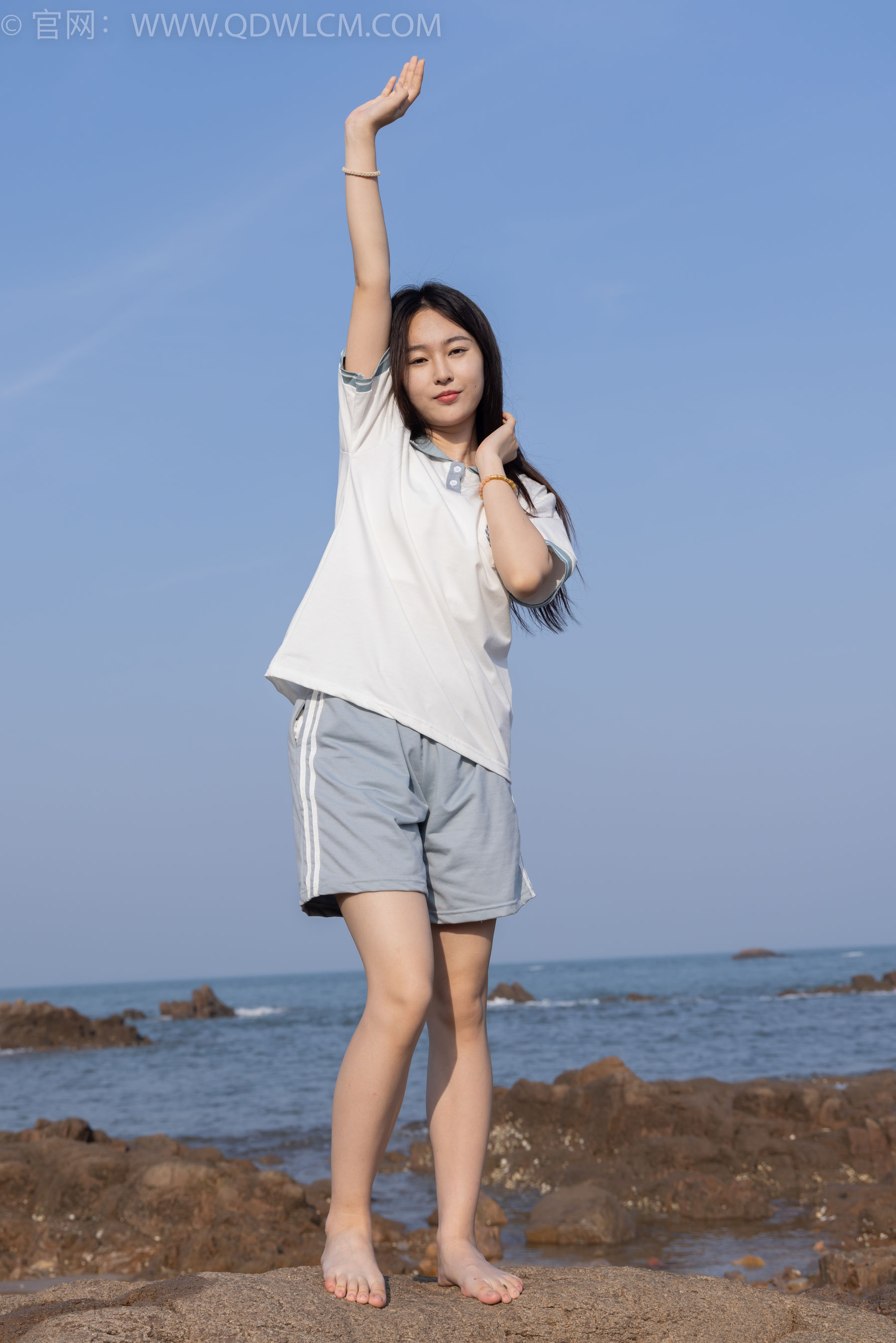 物恋传媒 No.1567 美兔-海边的风