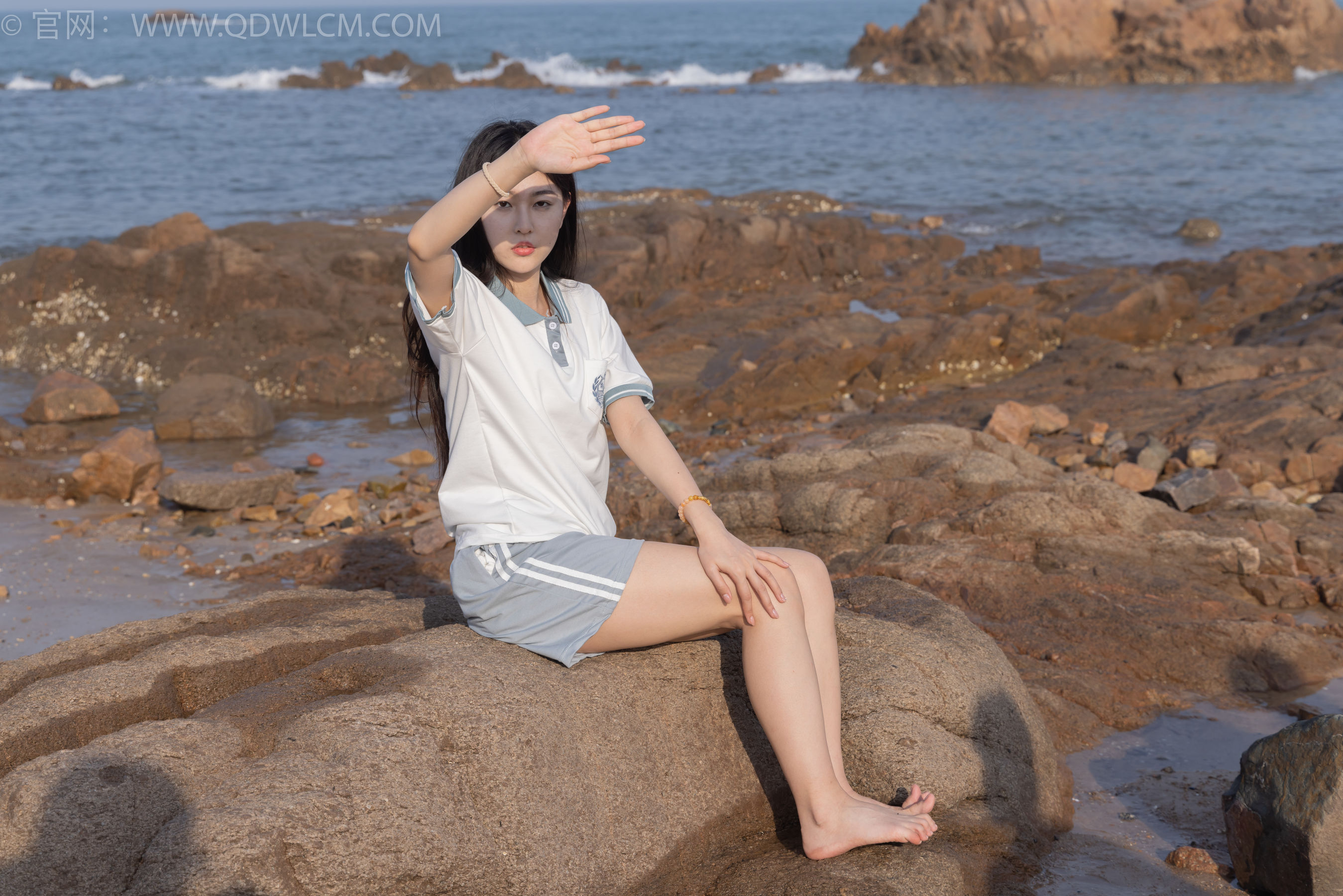 物恋传媒 No.1567 美兔-海边的风
