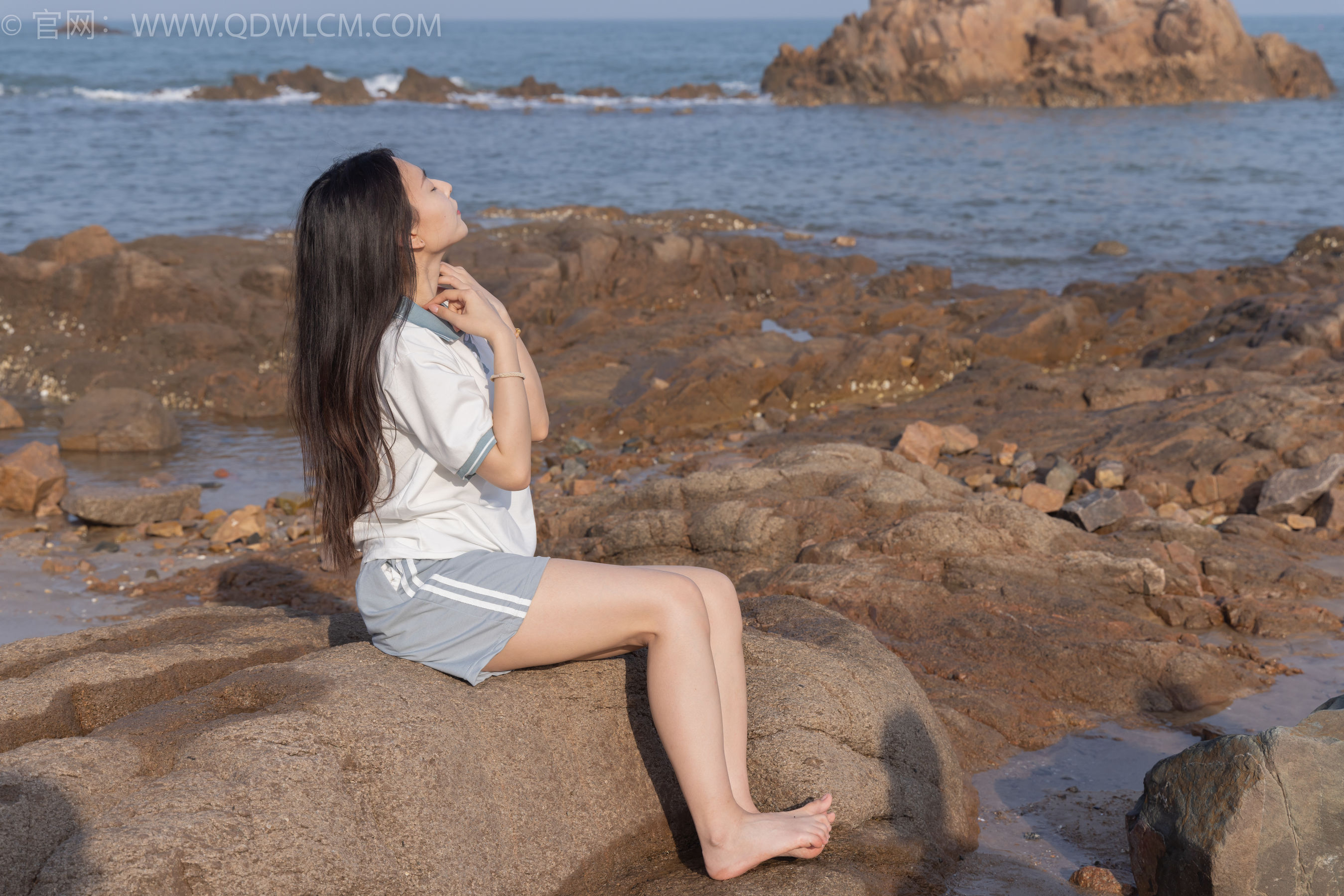 物恋传媒 No.1567 美兔-海边的风