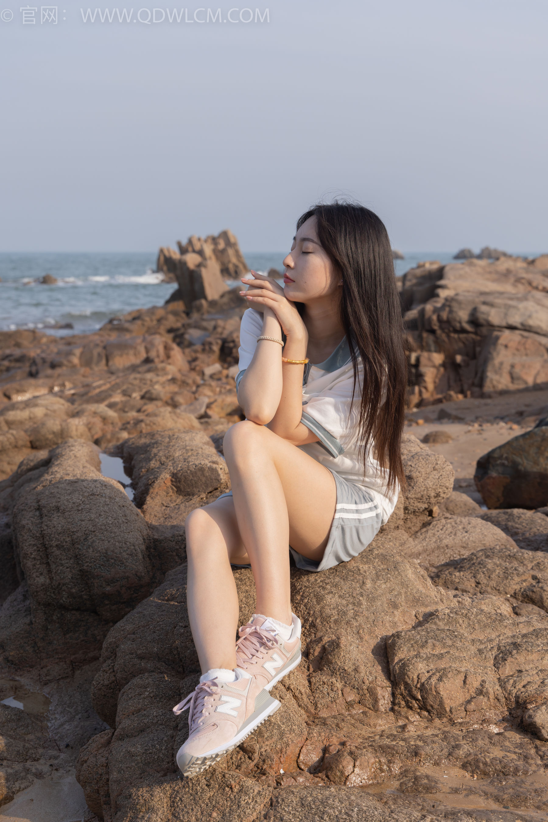 物恋传媒 No.1567 美兔-海边的风