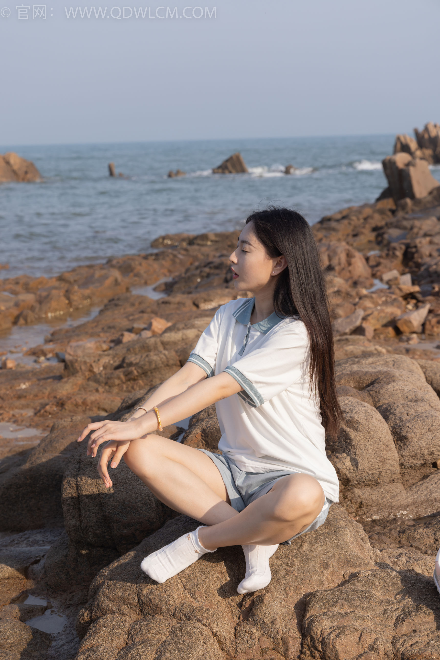物恋传媒 No.1567 美兔-海边的风