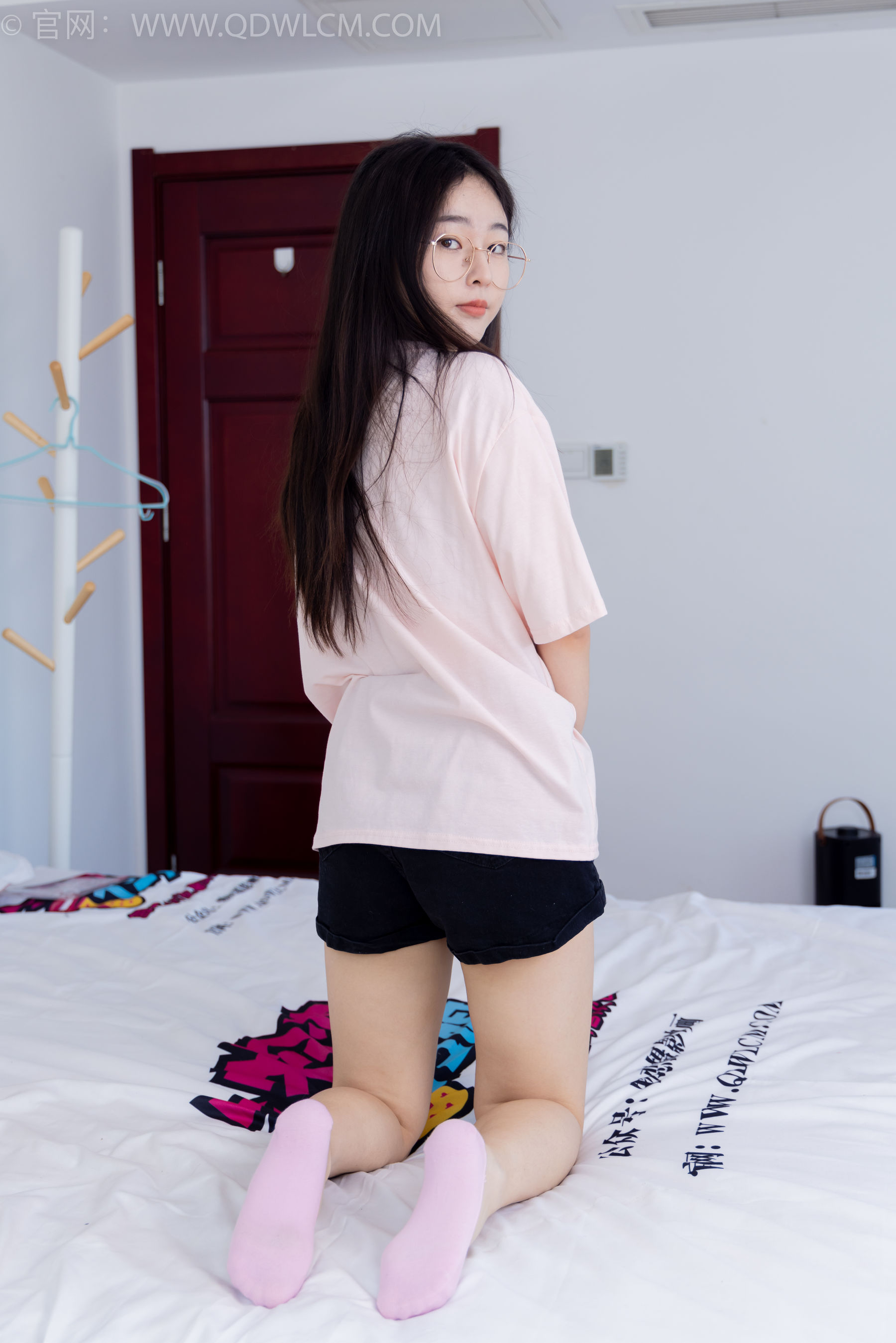 物恋传媒 No.1576 美兔-体验孤独