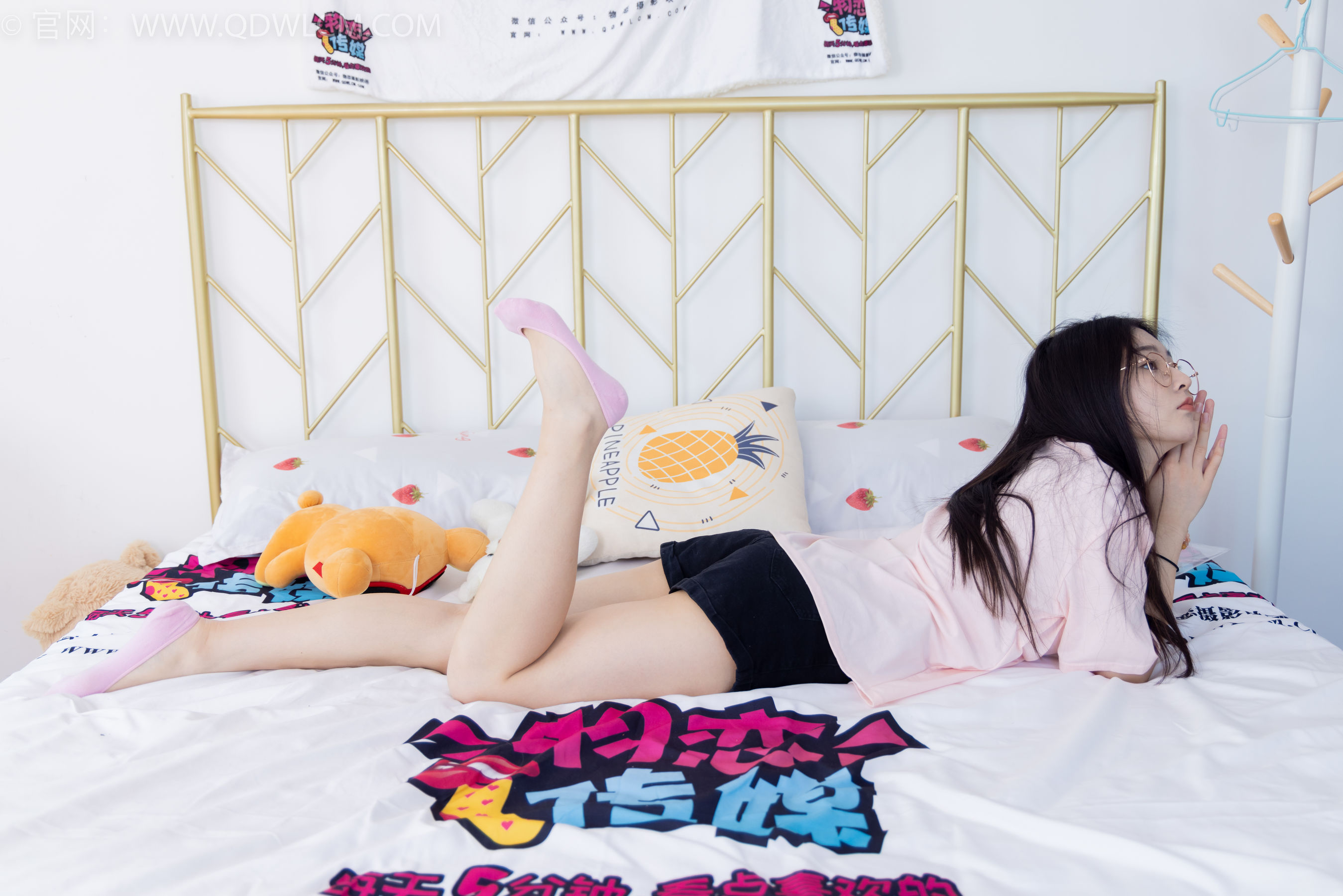 物恋传媒 No.1576 美兔-体验孤独