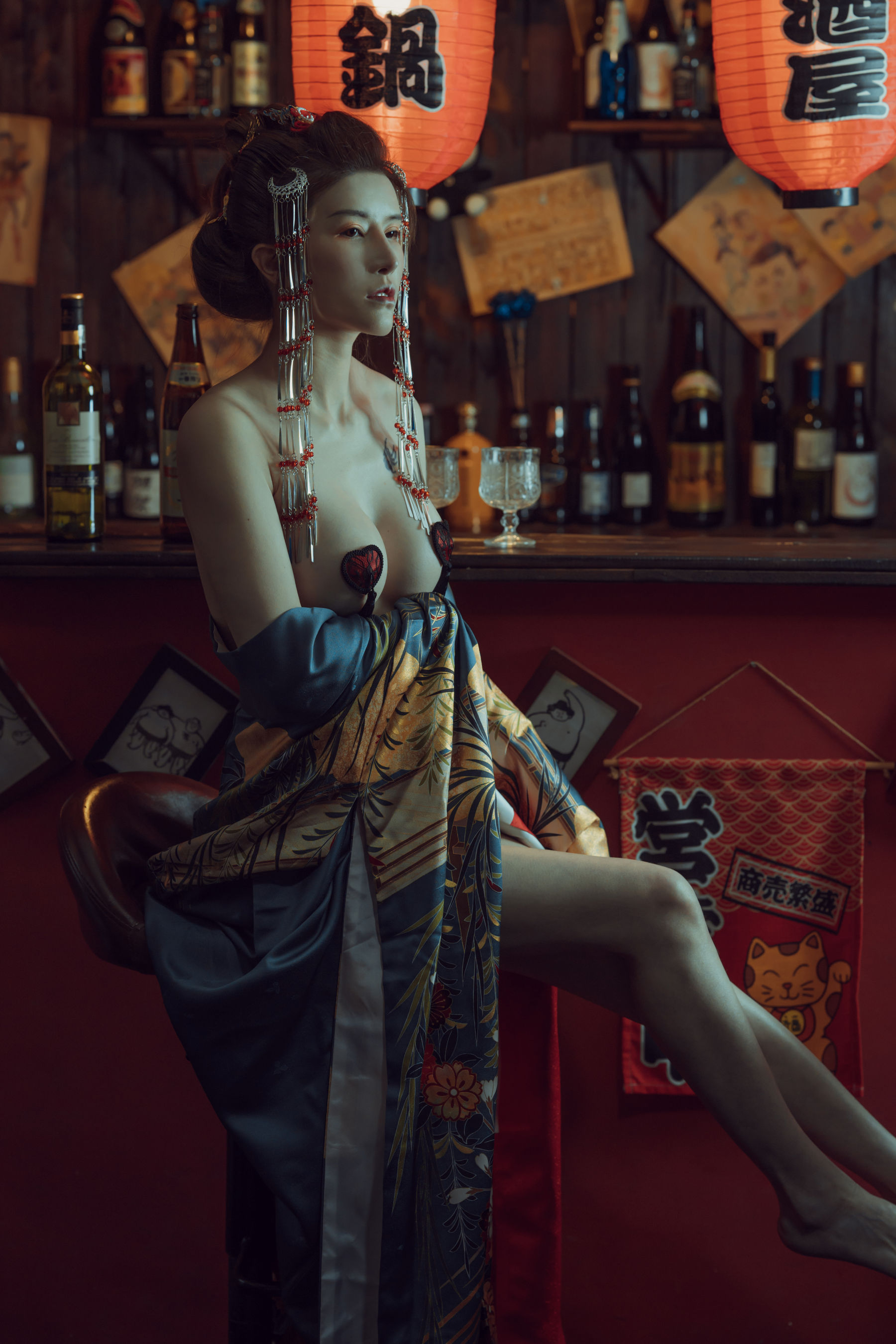 鹿八岁 - 酒醉的和服少女