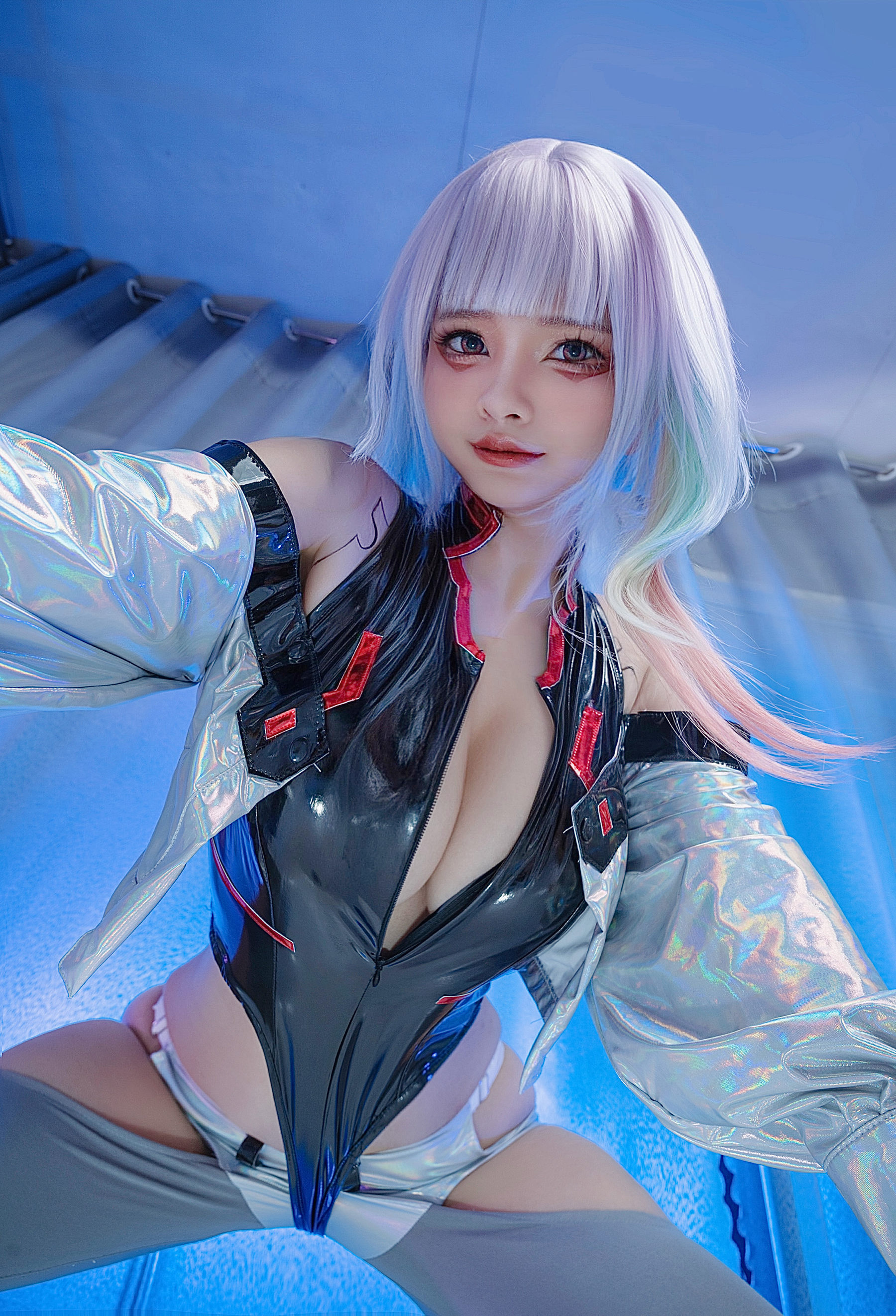 Azami福利 - Lucy