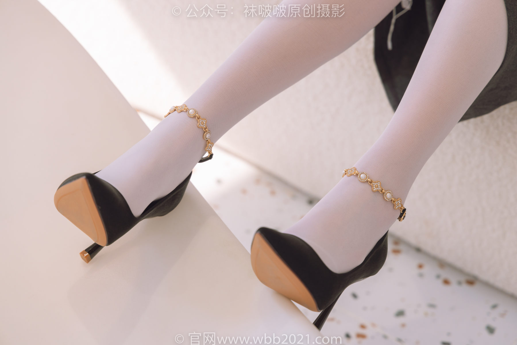 BoBoSocks袜啵啵 No.242 小甜豆-高跟鞋、厚白丝