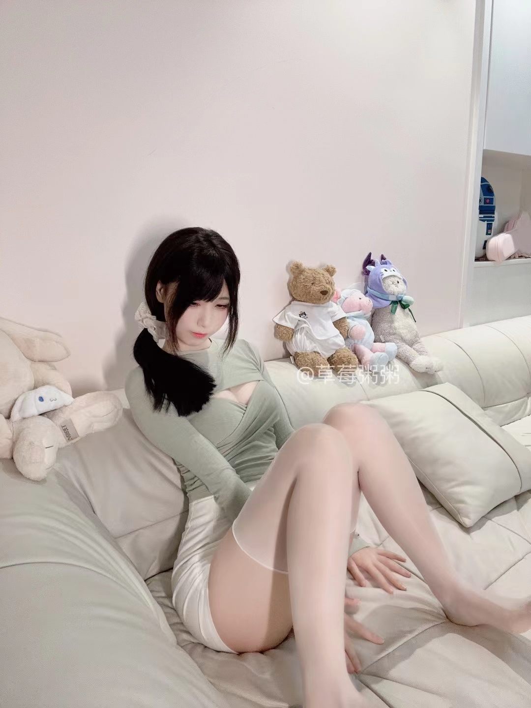 B站十万口草莓粥粥舰长 P6