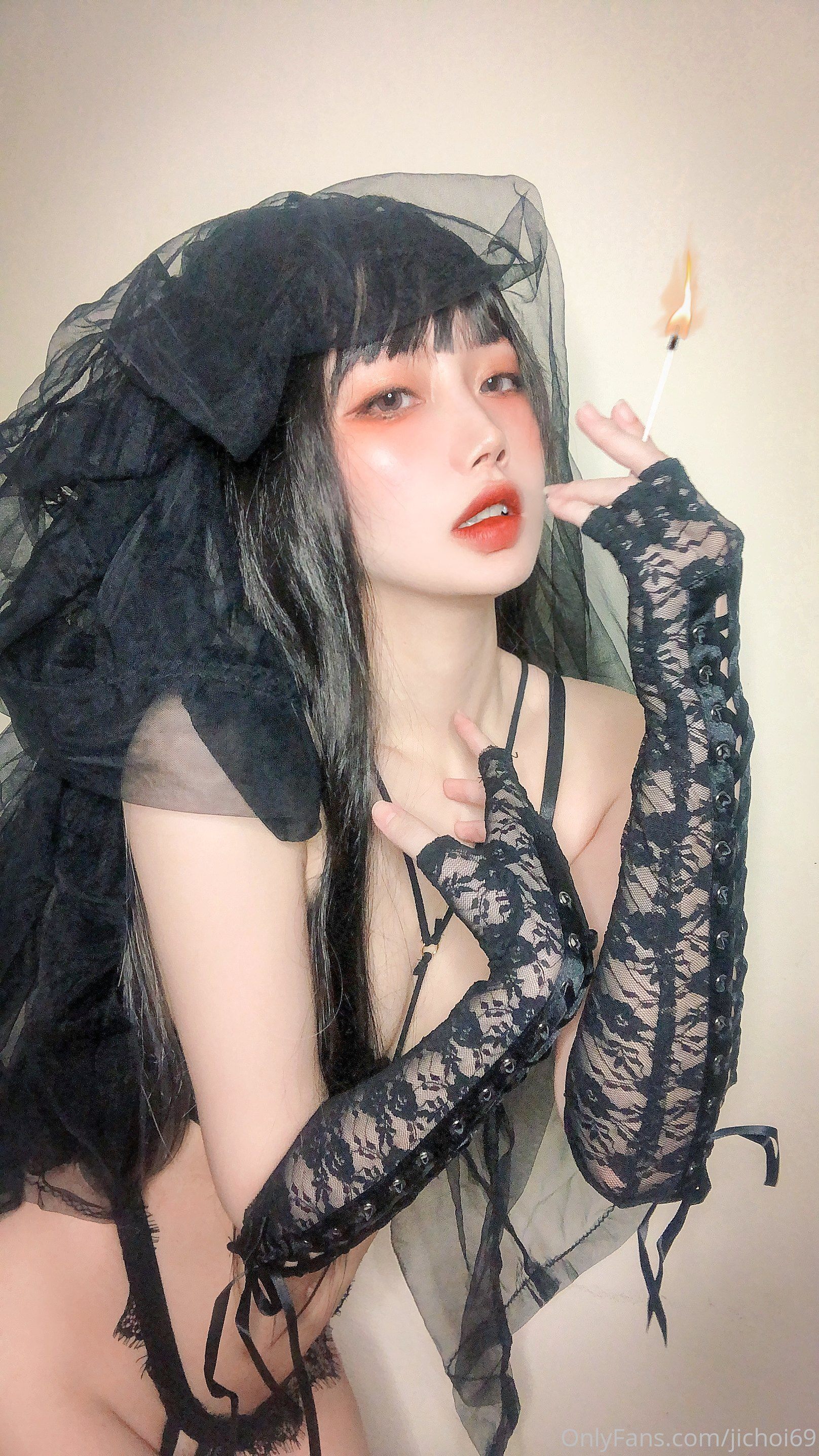 Choi Ji Yun - Black Bride Set