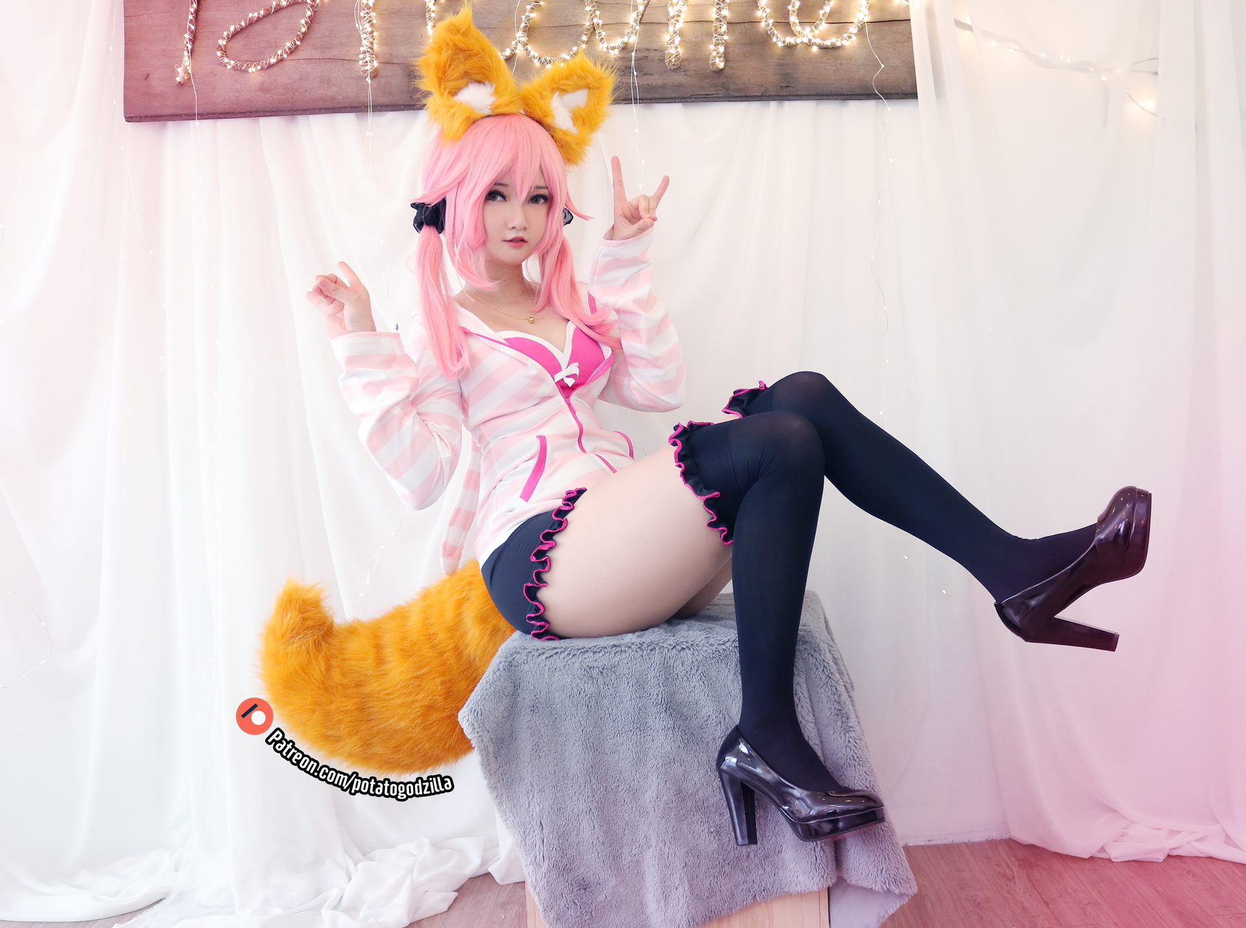 Coser小姐姐Potato Godzilla - Tamamo School Uniform