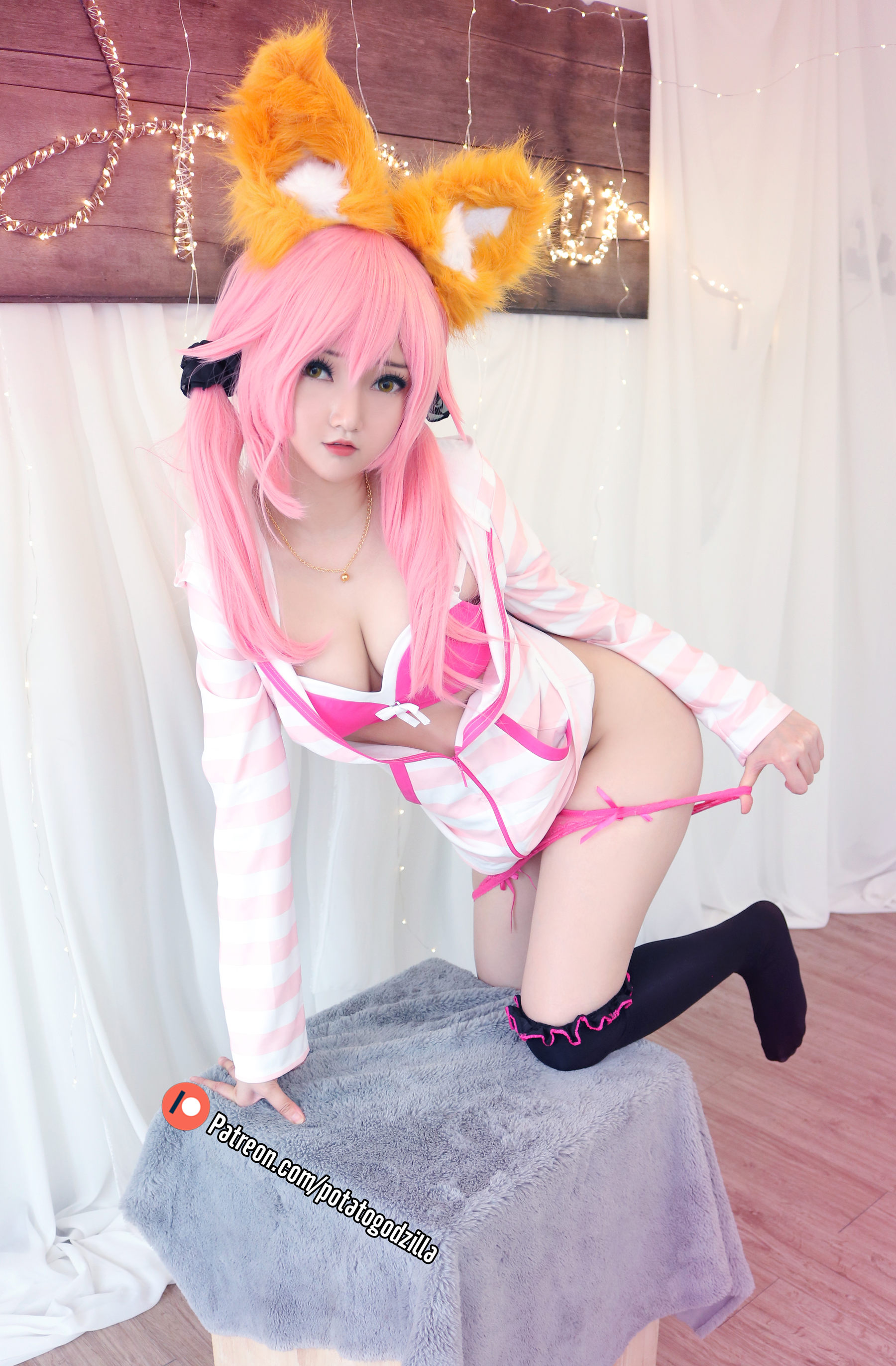Coser小姐姐Potato Godzilla - Tamamo School Uniform