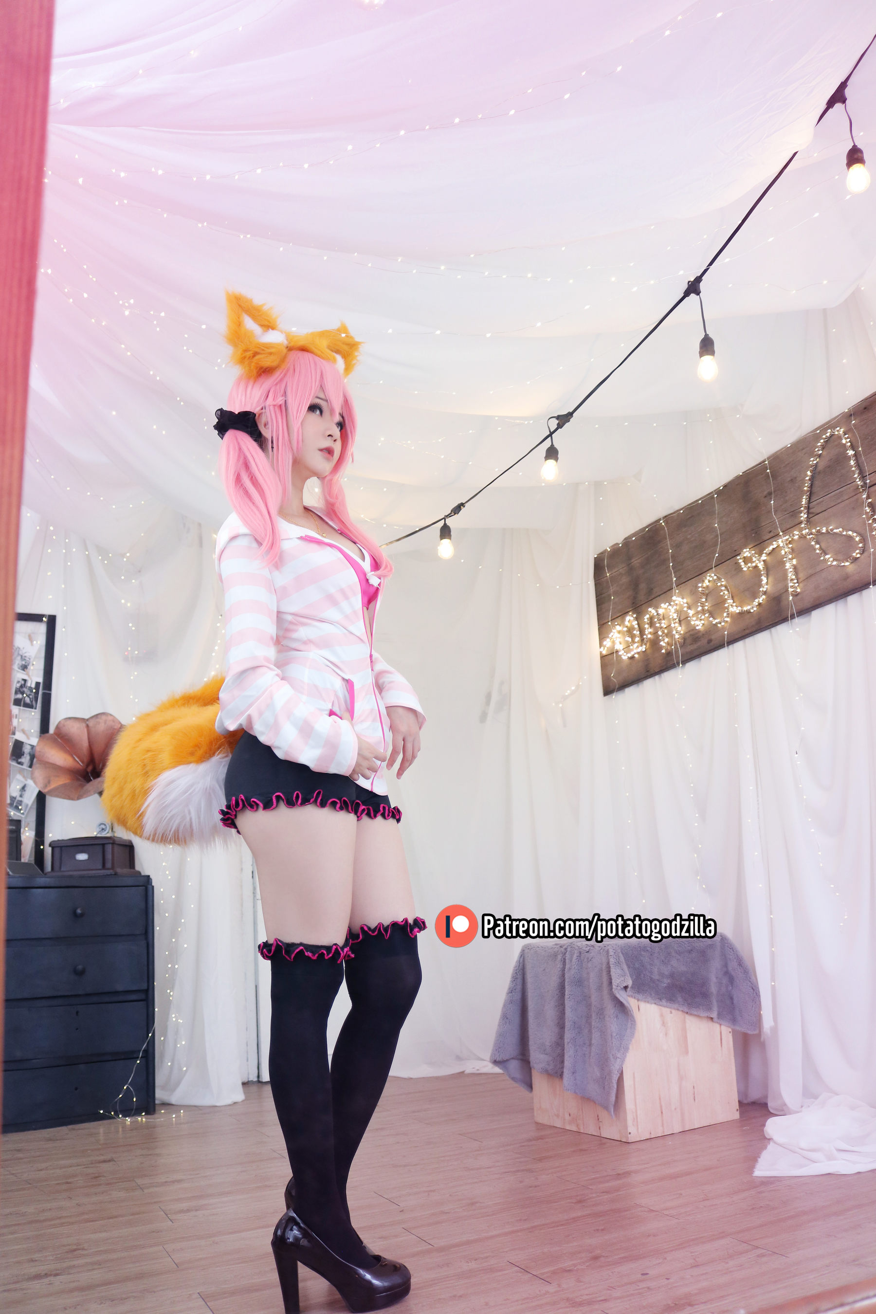 Coser小姐姐Potato Godzilla - Tamamo School Uniform