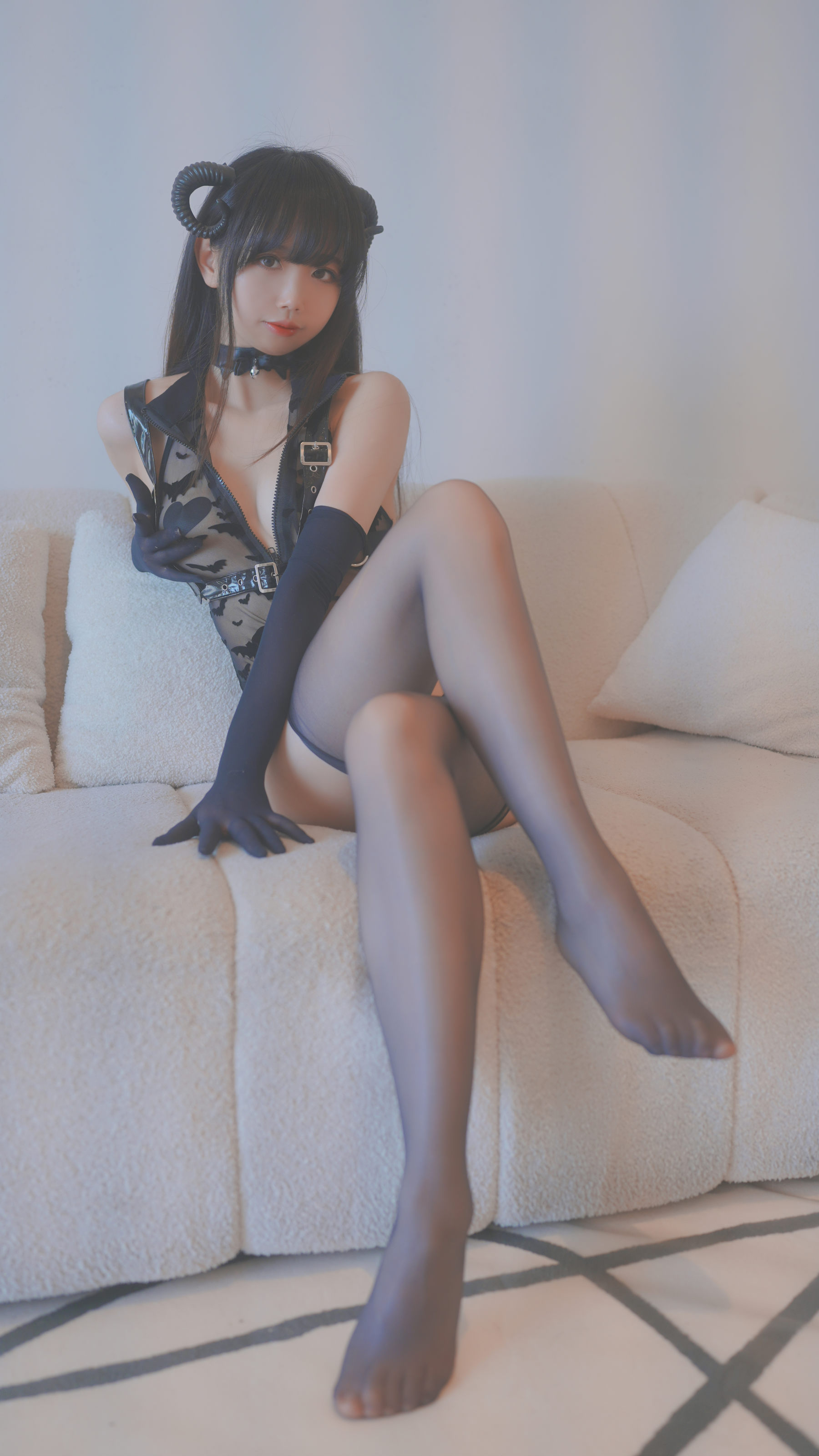 Cos小姐姐雪琪 - 小恶魔透视装