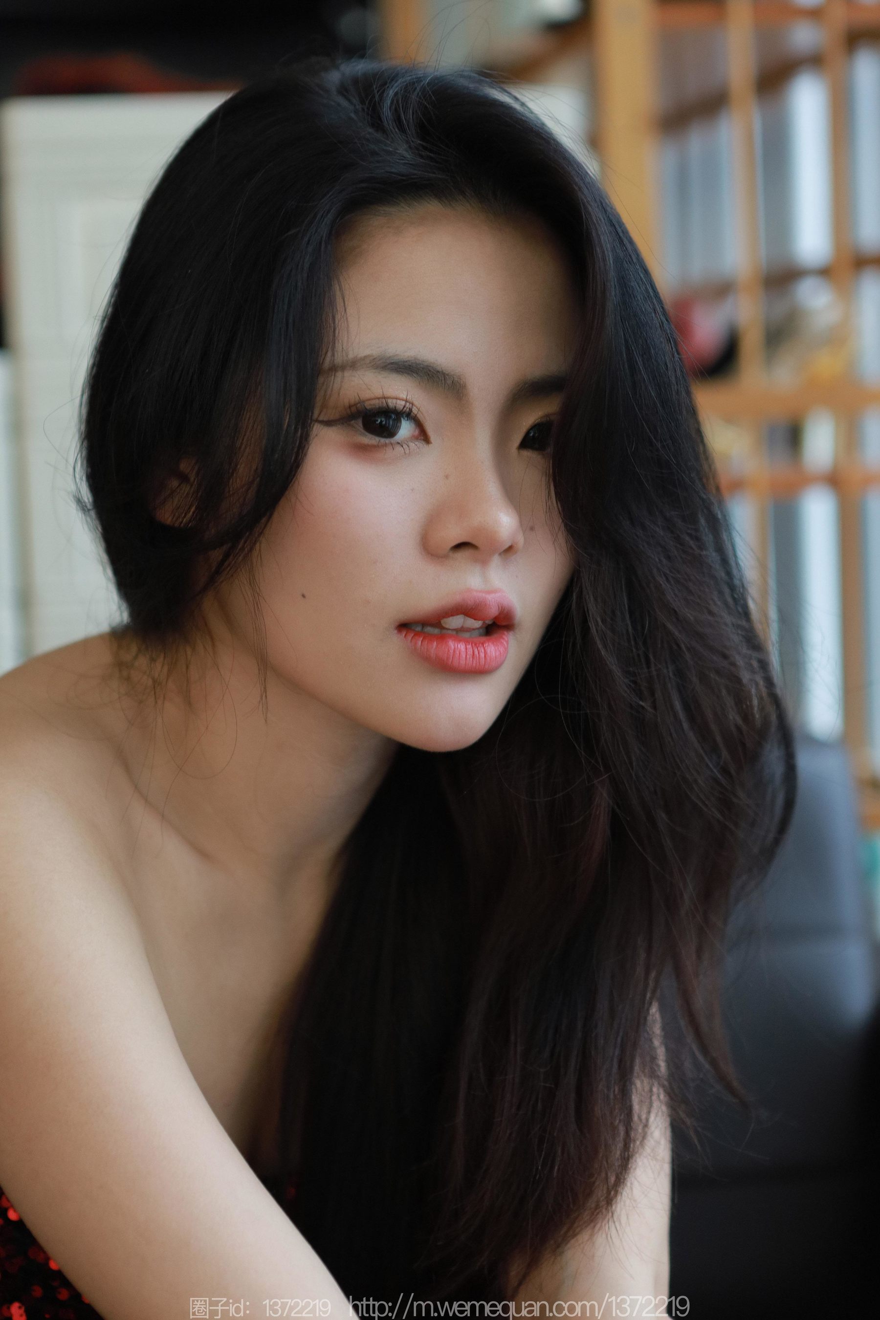 IESS异思趣向 - 模特：兔兔 《红裙女神 (上)》