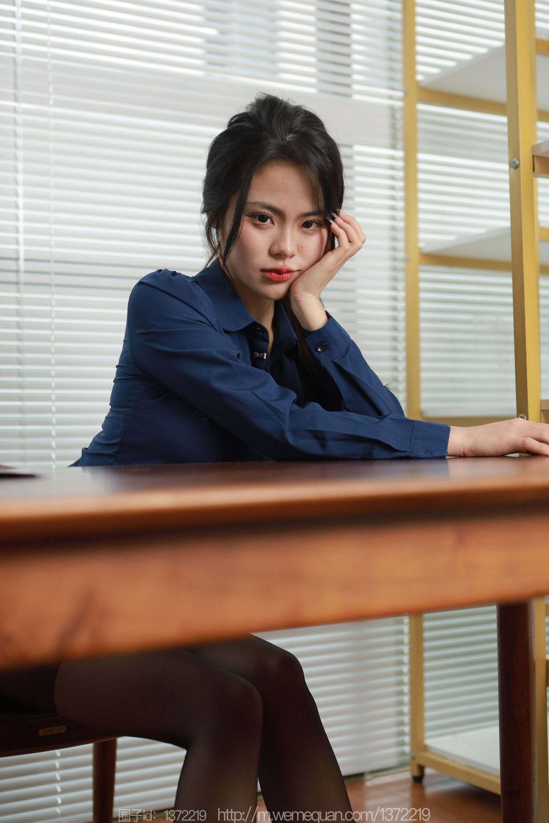 IESS异思趣向 - 模特：兔兔 《遇望办公室 (上集)》
