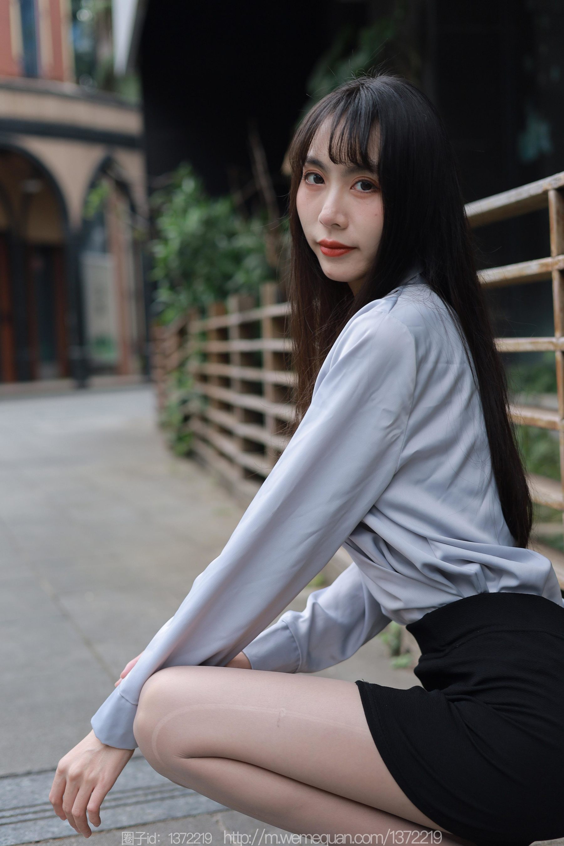 IESS异思趣向 - 模特：团团 《楼梯上的美人》