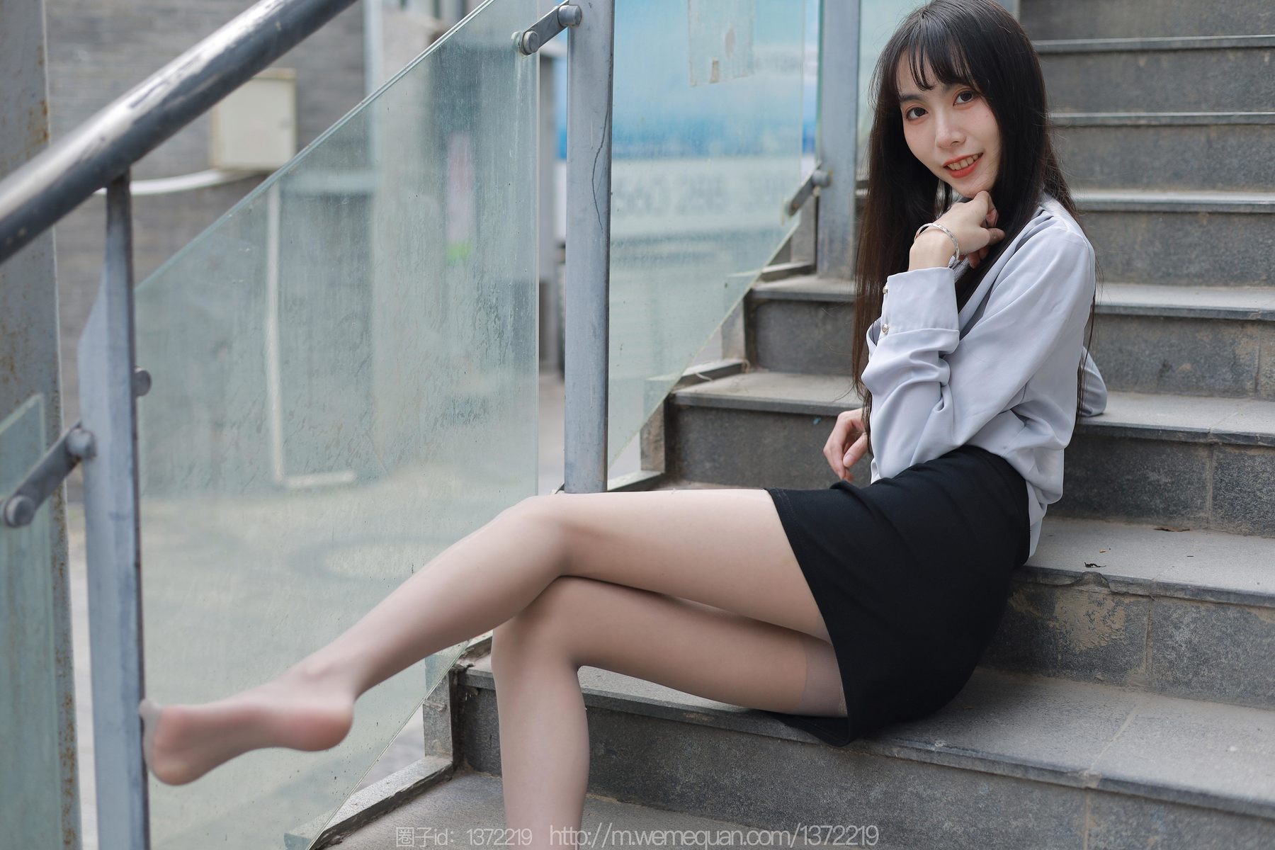 IESS异思趣向 - 模特：团团 《楼梯上的美人》