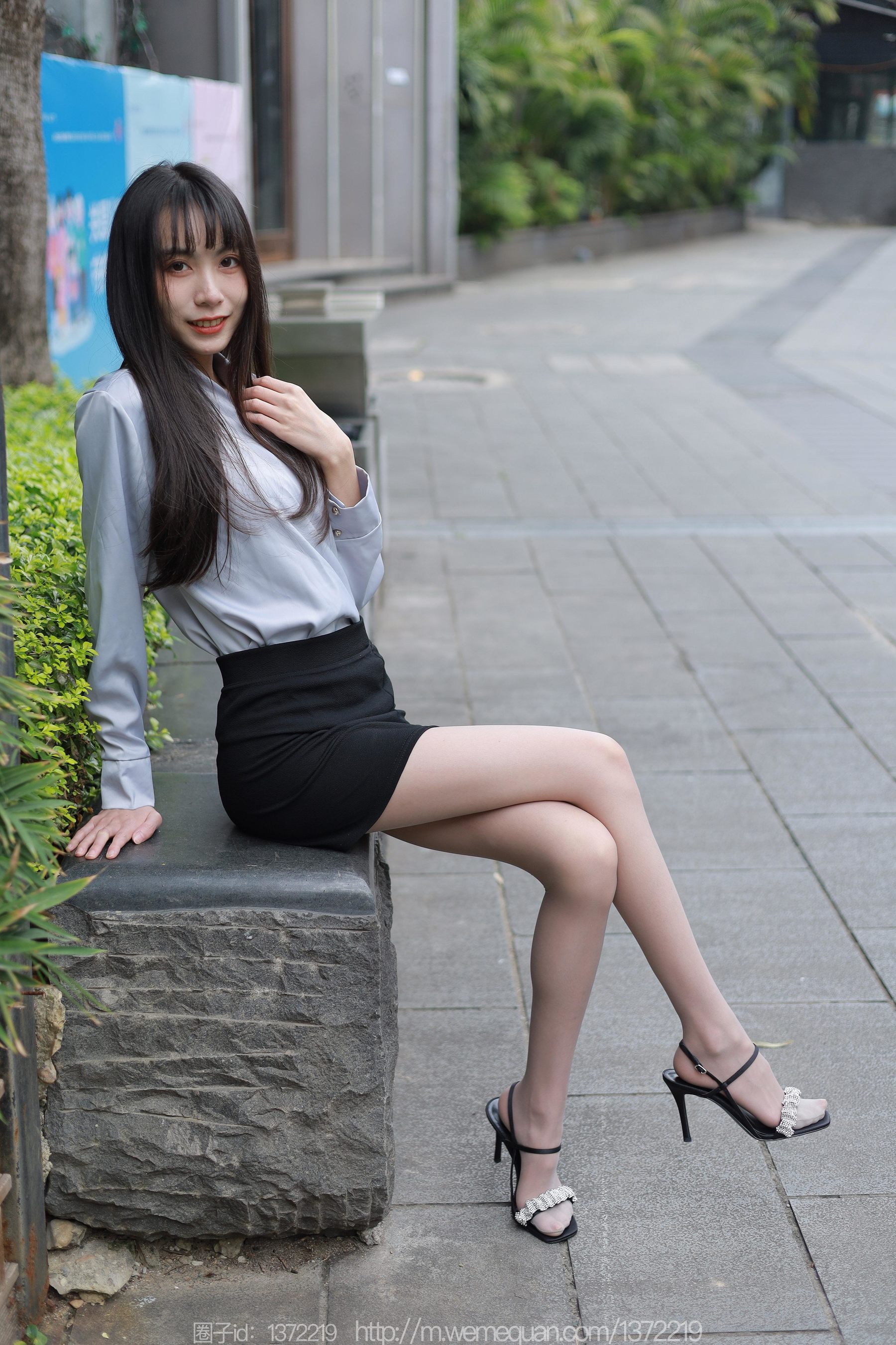 IESS异思趣向 - 模特：团团 《楼梯上的美人》