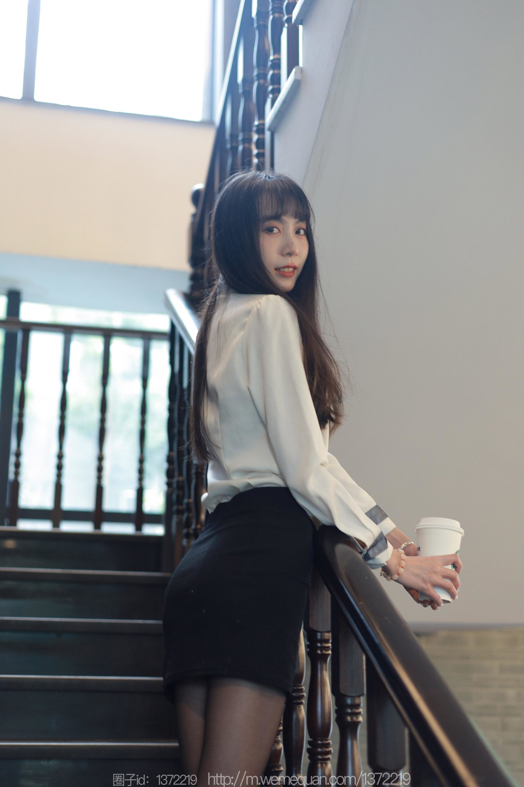 IESS异思趣向 - 模特：团团 《美腿下午茶》