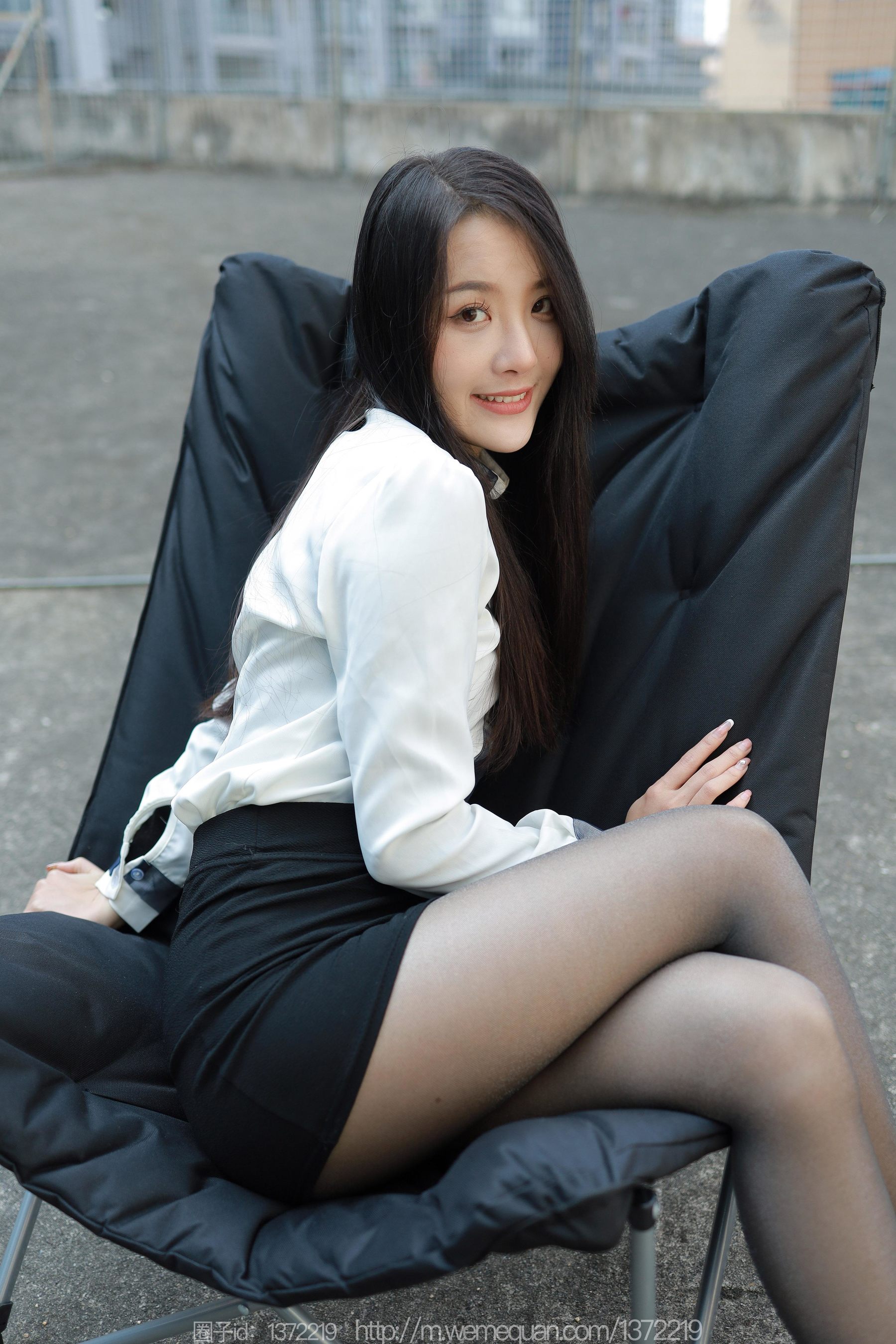 IESS异思趣向 - 模特：婉萍 《户外OL》