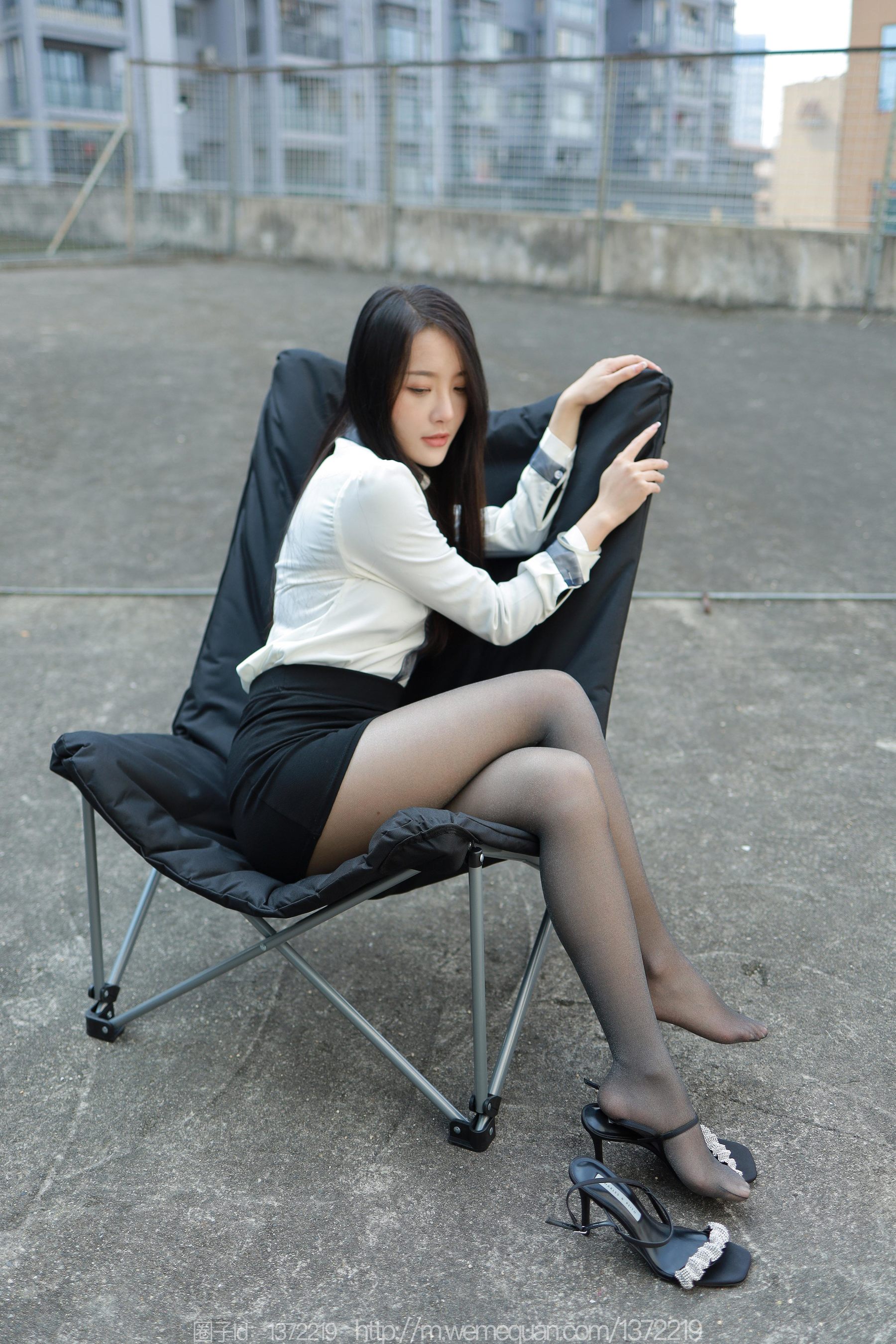 IESS异思趣向 - 模特：婉萍 《户外OL》
