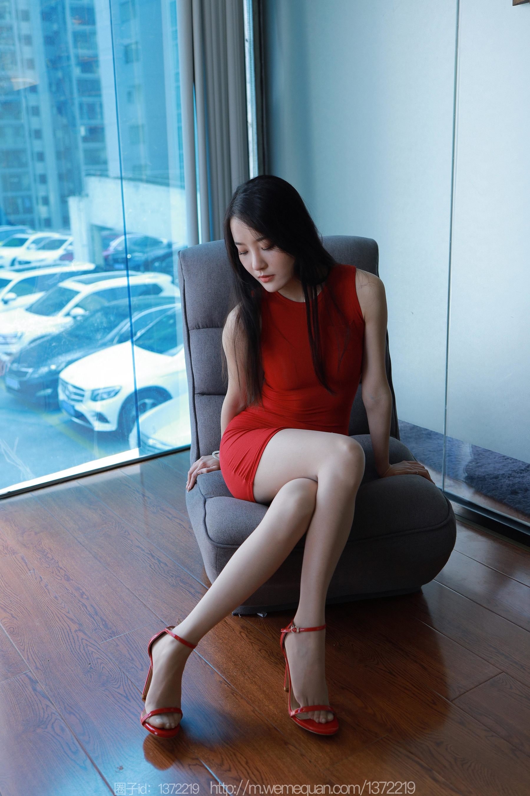 IESS异思趣向 - 模特：婉萍 《红色包臀裙》