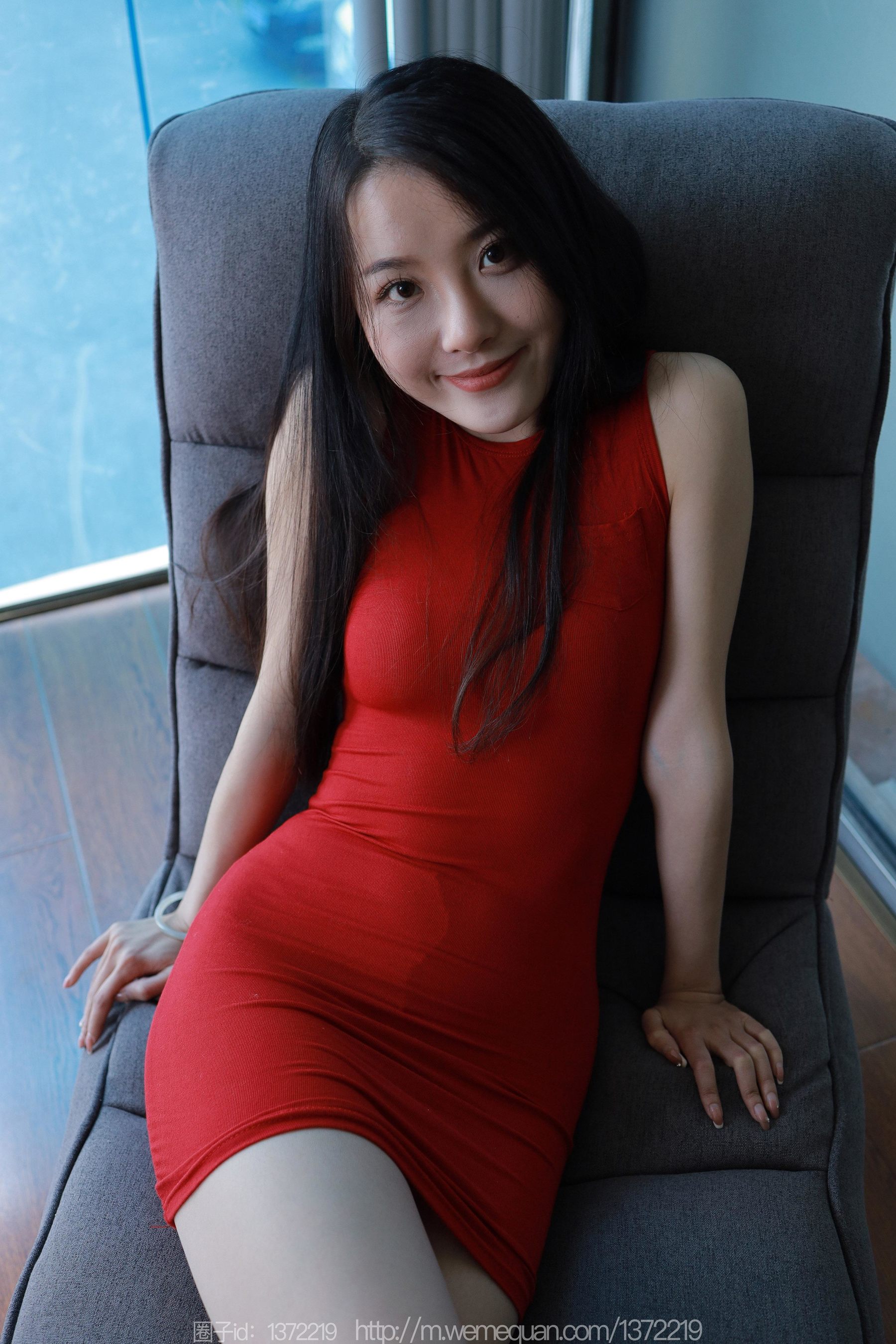IESS异思趣向 - 模特：婉萍 《红色包臀裙》