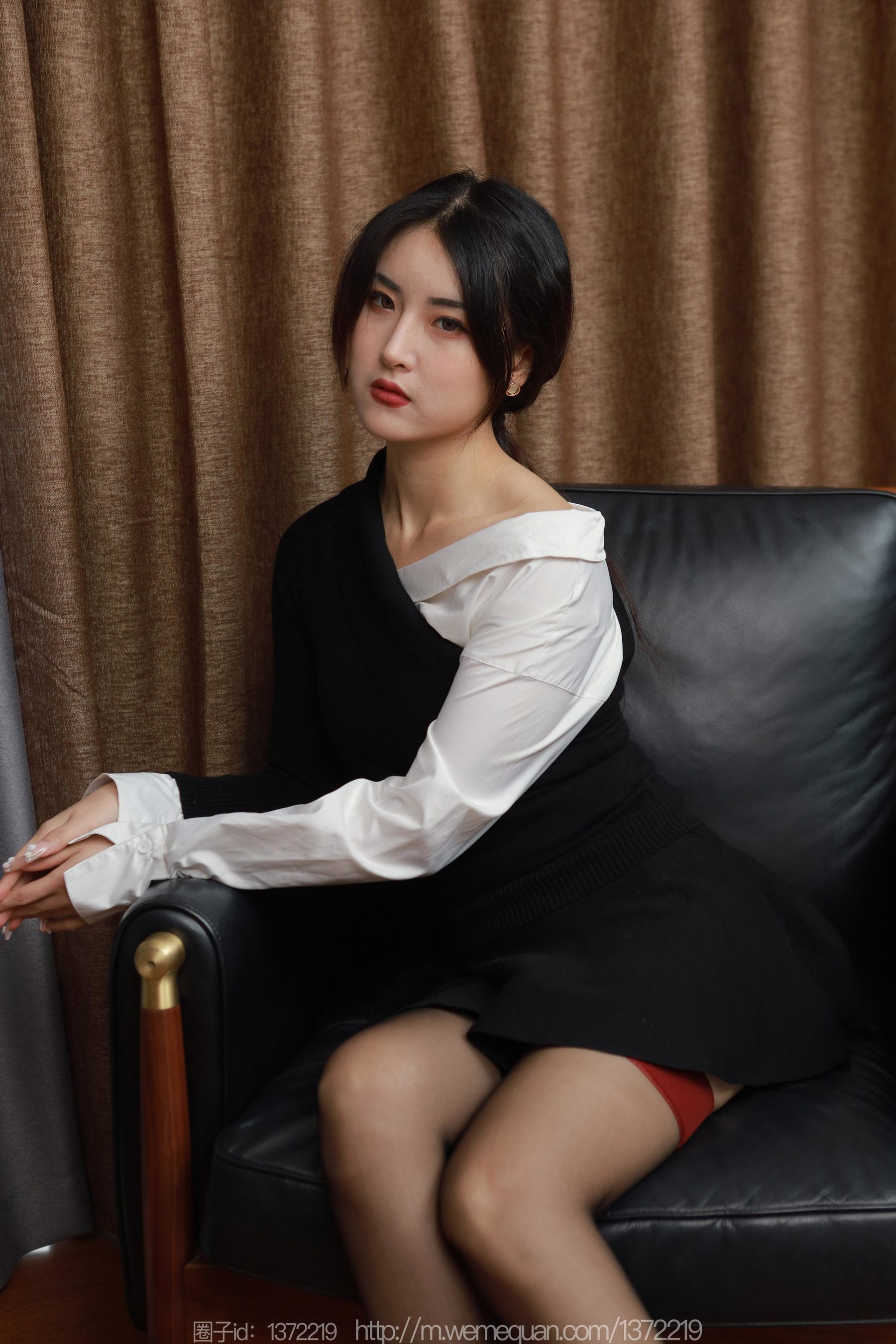 IESS异思趣向 - 模特：小宝 《吊带情节》