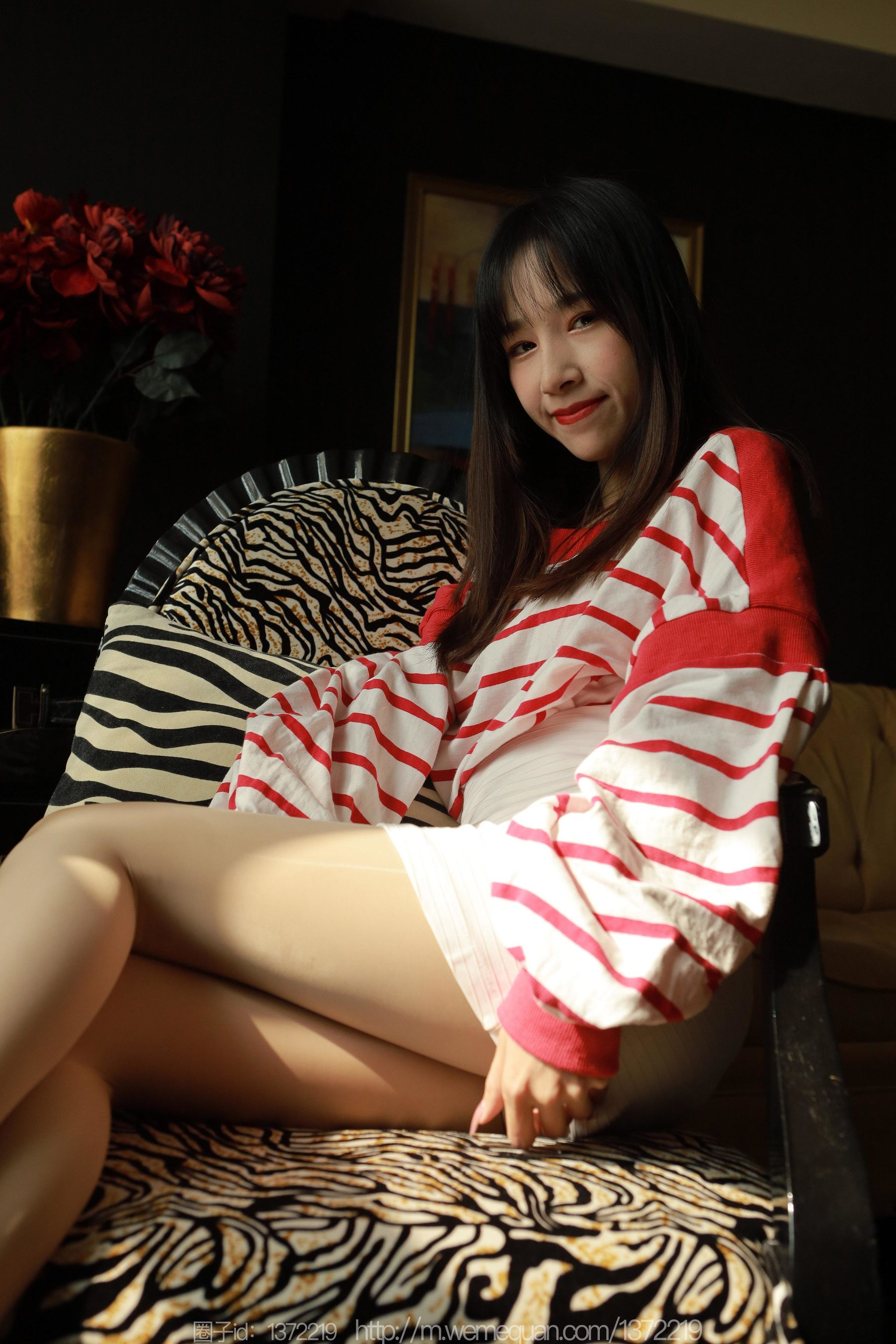 IESS异思趣向 - 模特：美子 《藏在光影里》