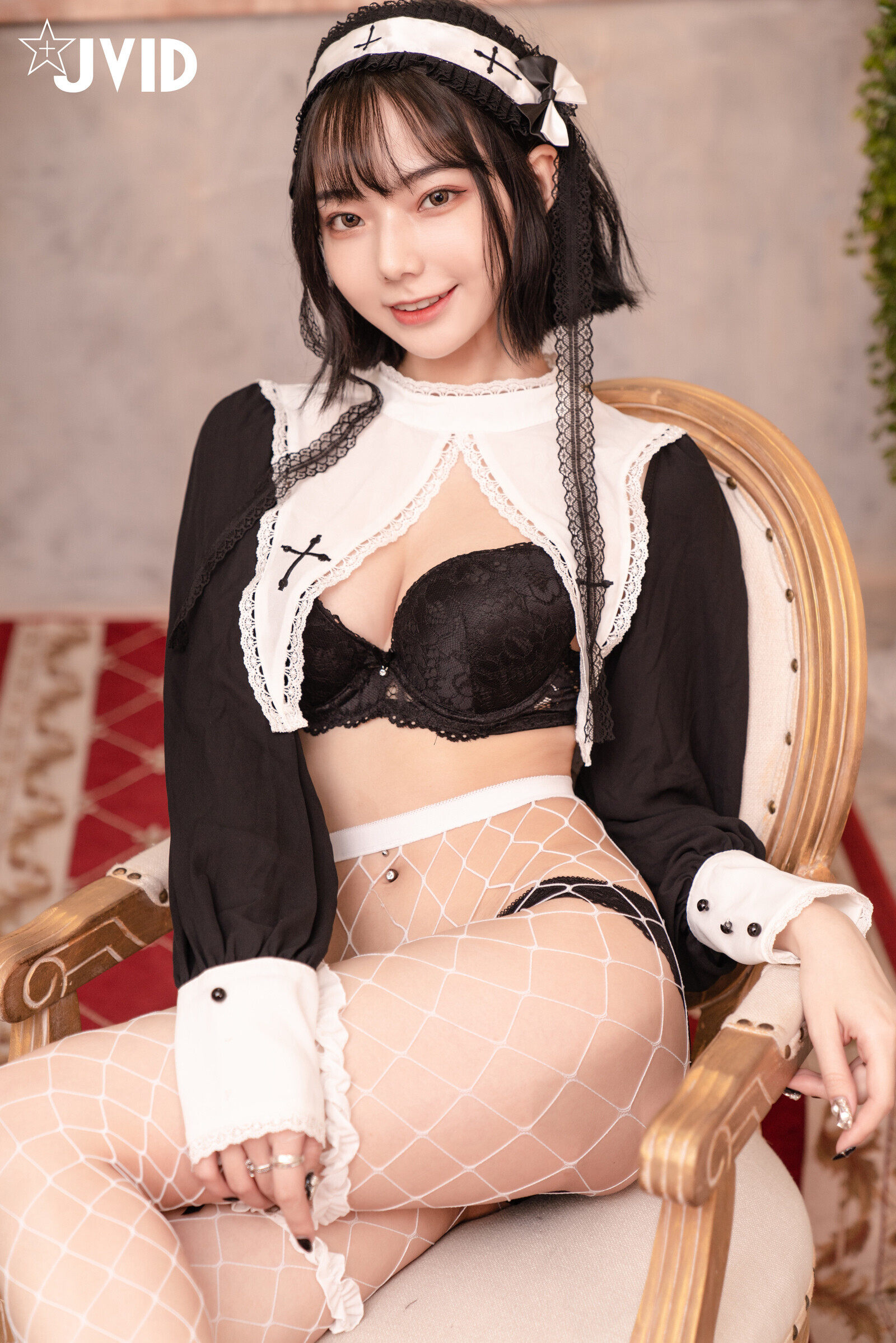 [JVID图集] 啾啾 - 甜美小修女