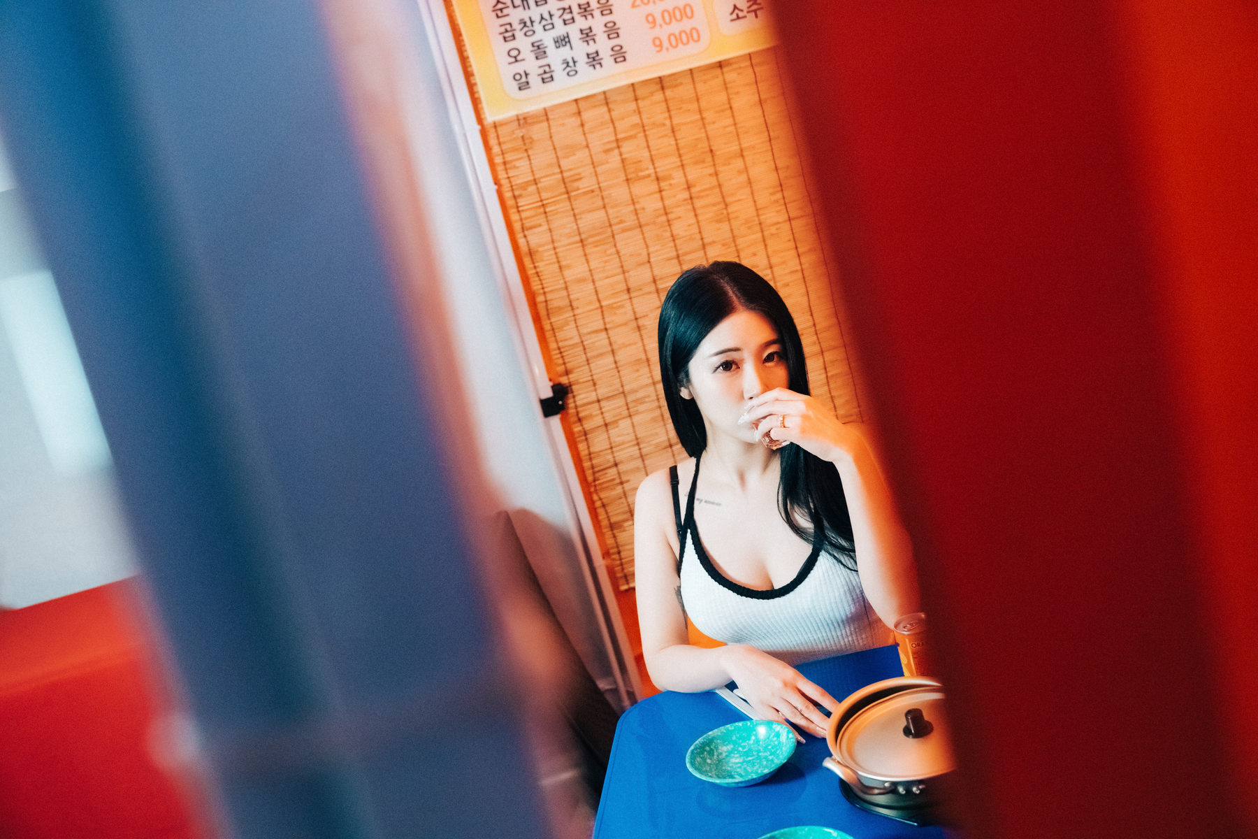 [LOOZY] Bomi - Street Stall