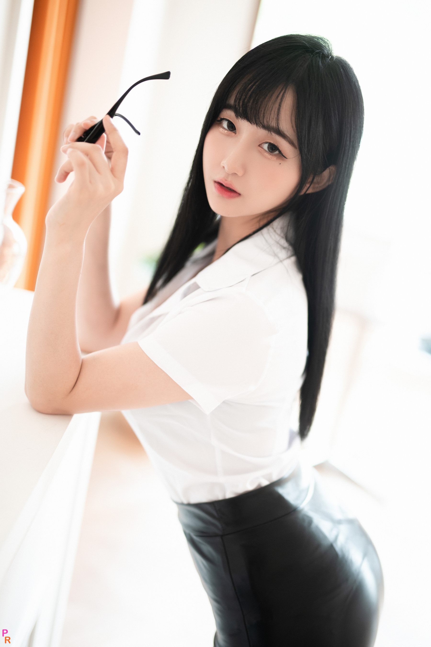 [PINK RIBBON] Jina - Succubus secretary