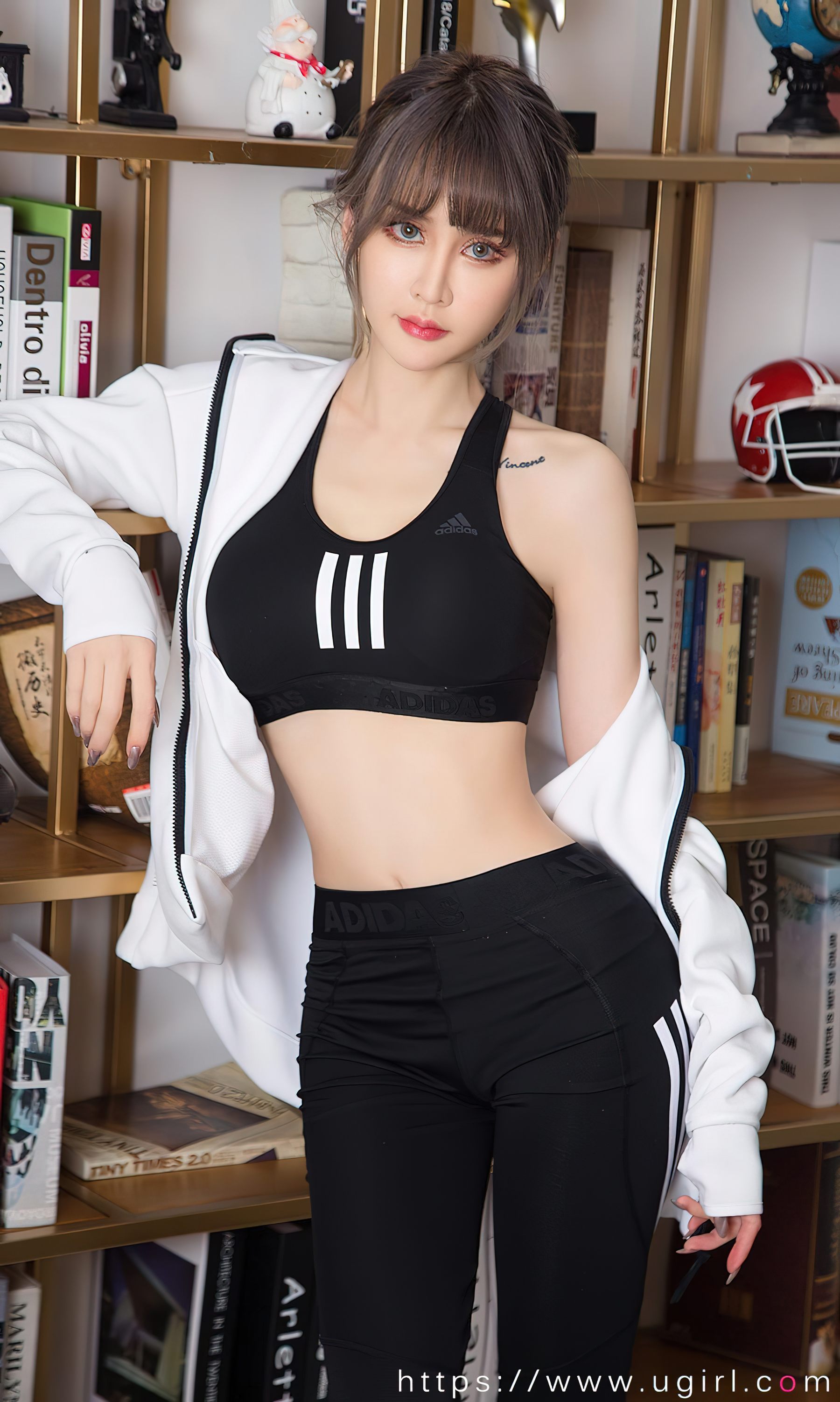 [Ugirls]爱尤物 No.2597 刹那的绵长 青树