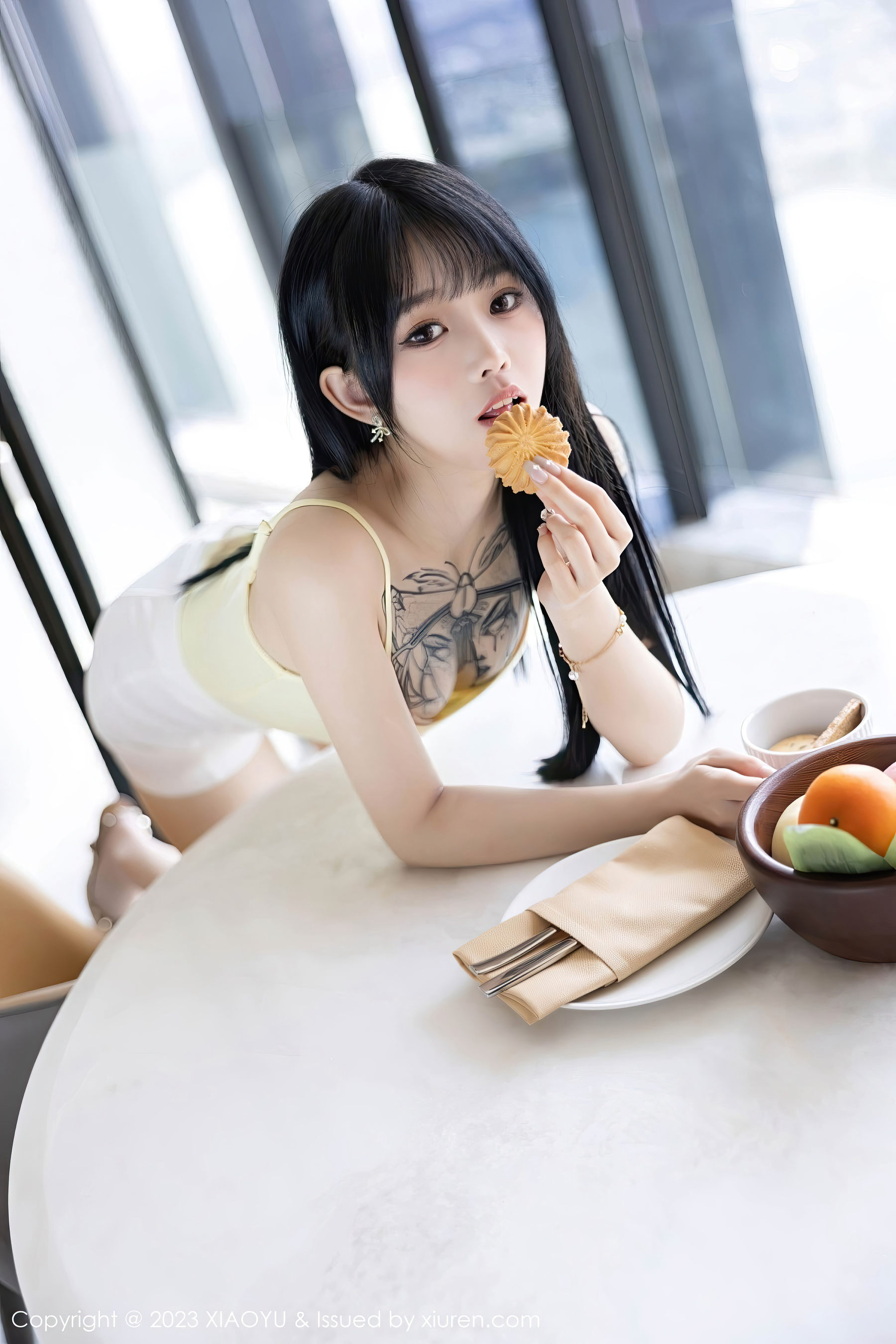 [XIAOYU]语画界 2023.06.12 Vol.1047 奶瓶