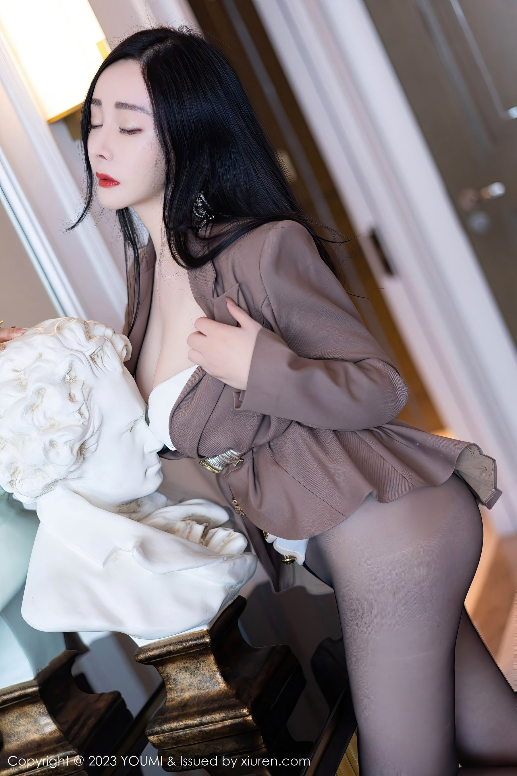 [YouMi]尤蜜荟 2023.06.12 Vol.950 允爾