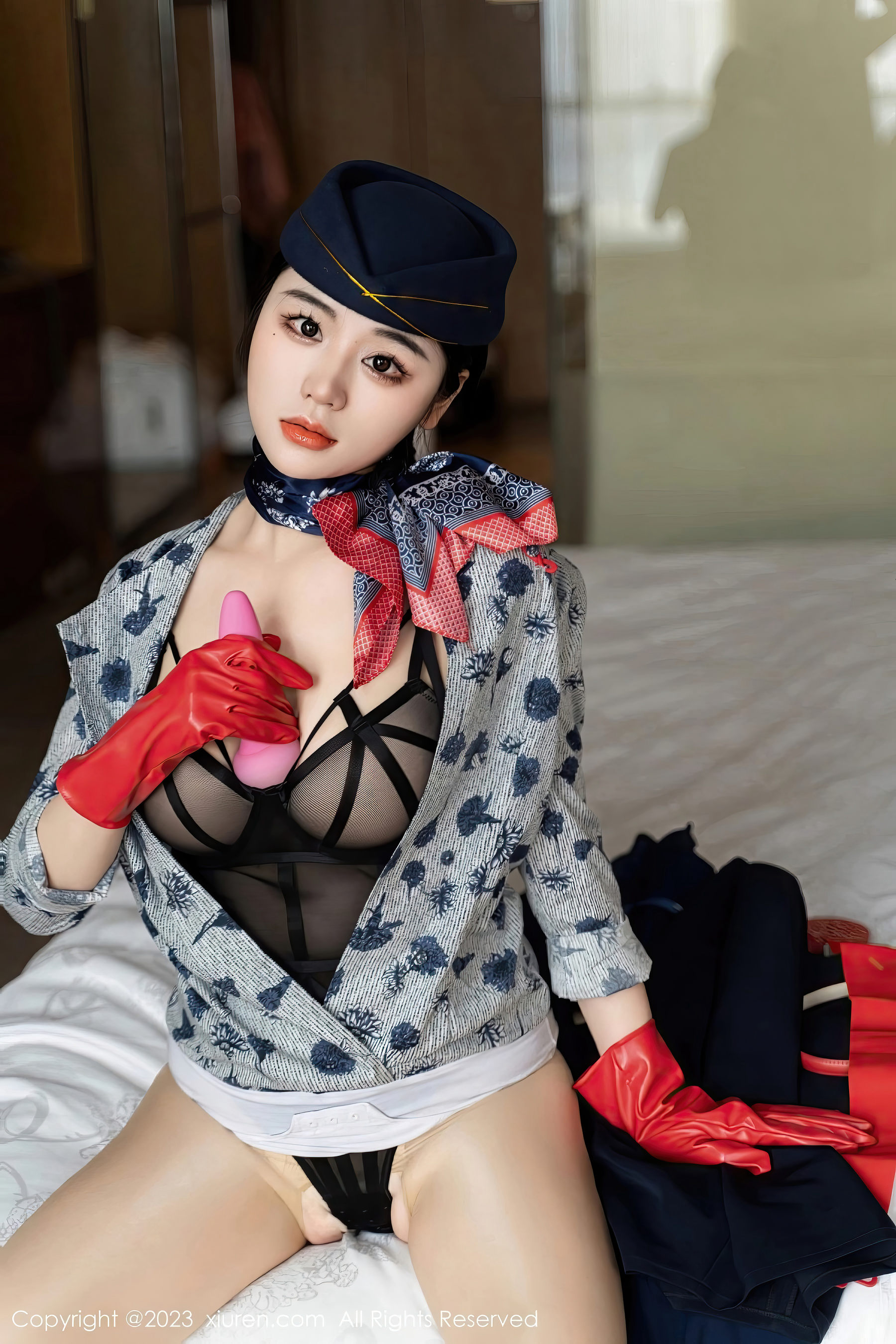 [秀人XiuRen] 2023.05.24 No.6790 汐汐爱吃草莓