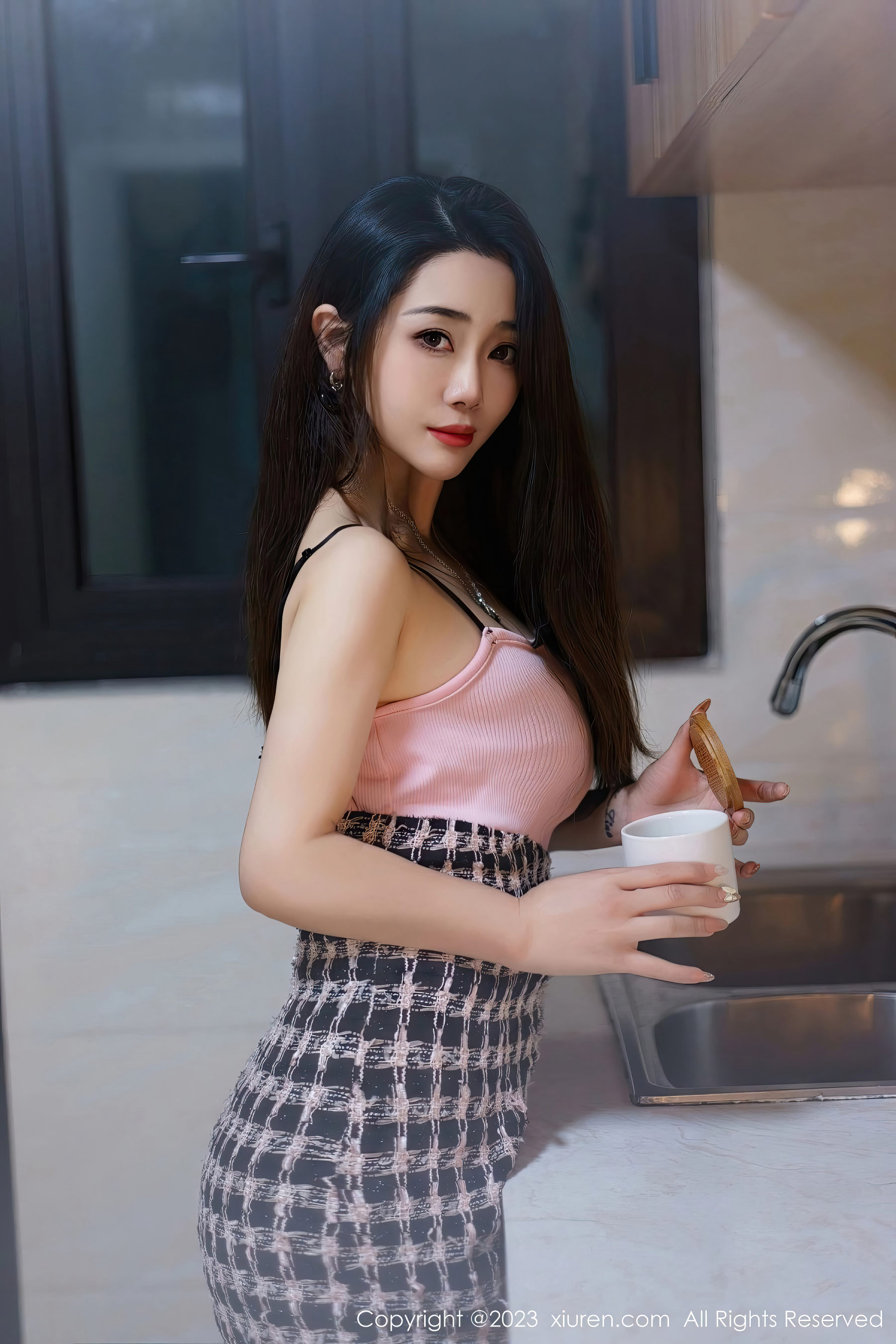 [秀人XiuRen] 2023.05.25 No.6799 严利娅